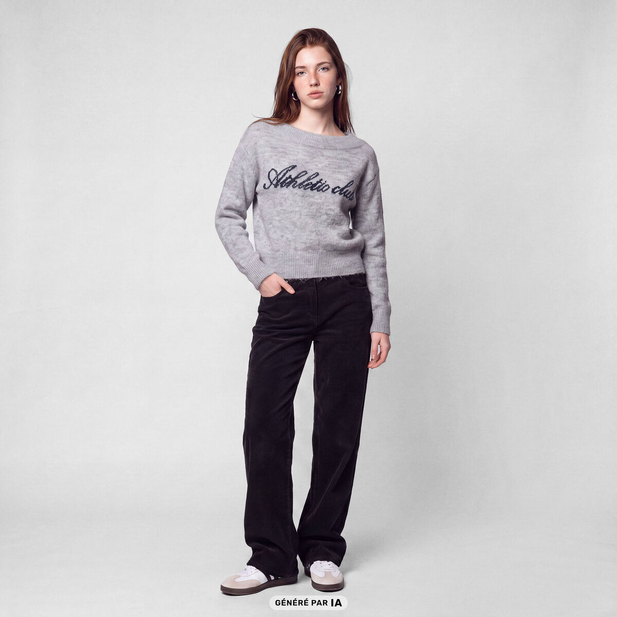 Pull col rond manches longues gris fonc&eacute;