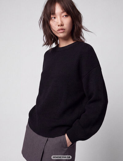 Pull oversize col rond manches longues noir