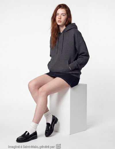 Sweat &agrave; capuche manches longues gris