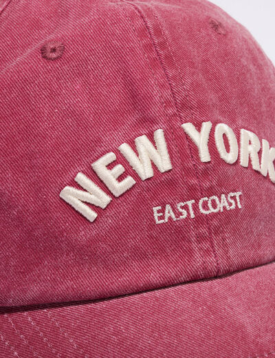 Casquette rouge