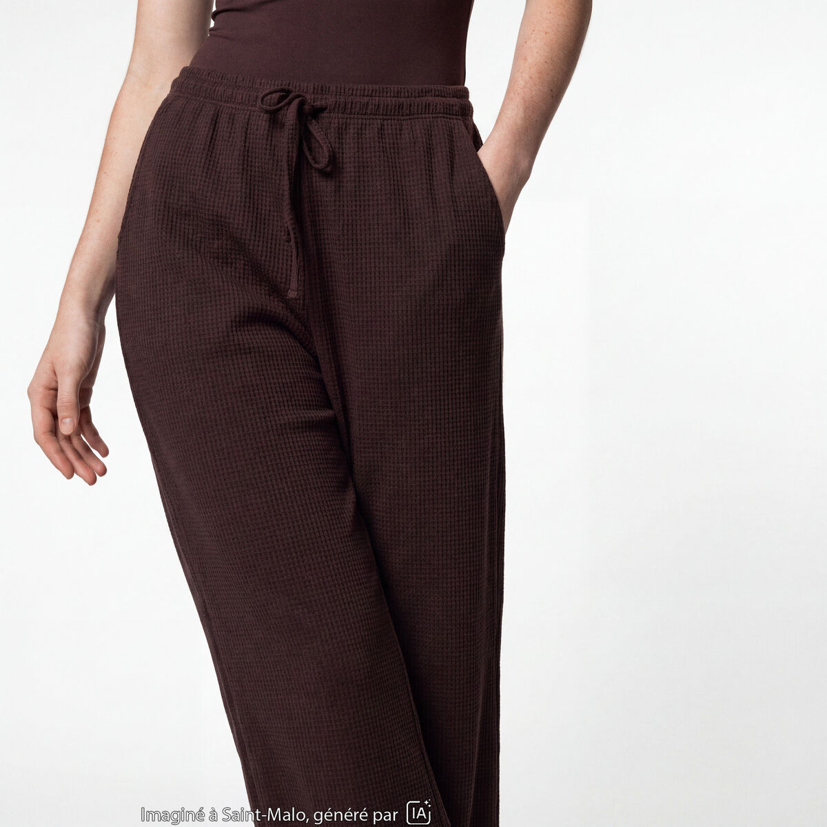 Pantalon large taille standard marron fonc&eacute;
