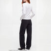 T-shirt cintr&eacute; col rond manches longues blanc