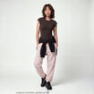 Body ajust&eacute; col rond manches courtes gris
