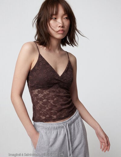 Top ajust&eacute; d&eacute;collet&eacute; sans manches marron fonc&eacute;