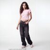 T-shirt ajust&eacute; col rond manches courtes rose ado