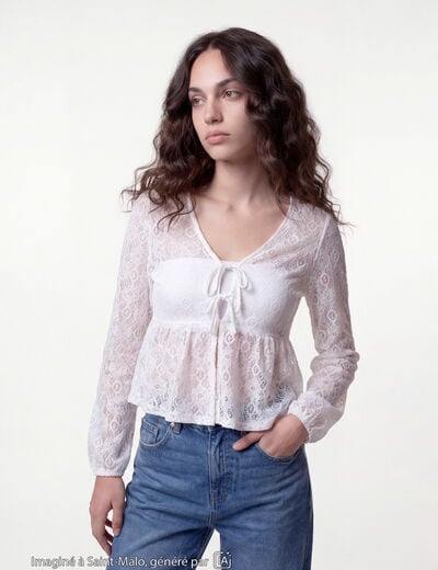 Chemise cintr&eacute;e dentelle col en V ecru