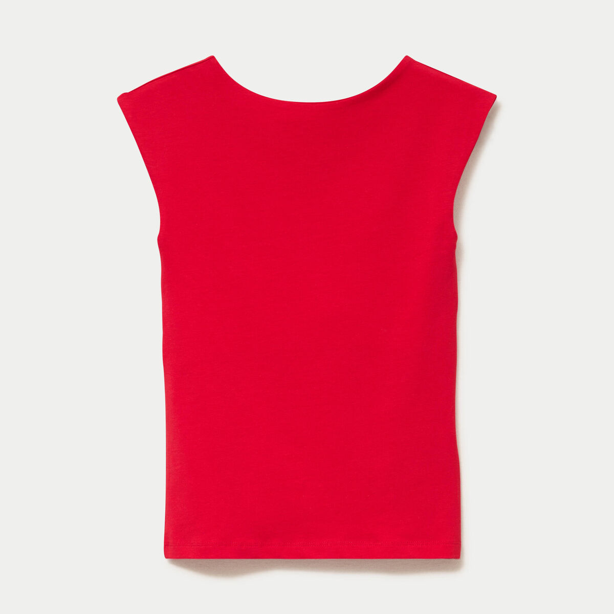 Top ajust&eacute; sans manches d&eacute;collet&eacute; dos rouge