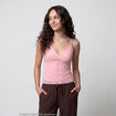 Top ajust&eacute; d&eacute;collet&eacute; sans manches rose