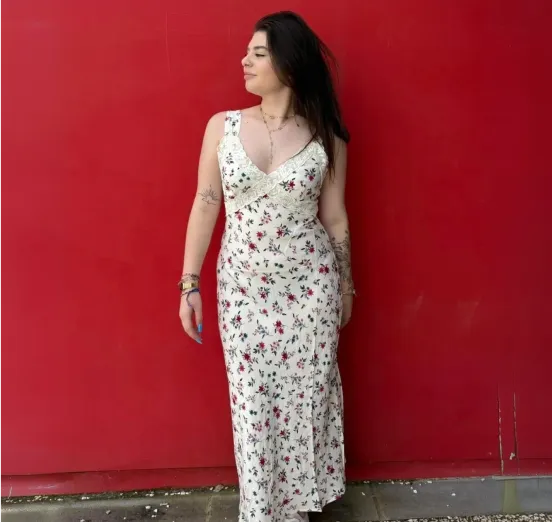 Robe décolleté bretelles aspect dentelle beige clair femme