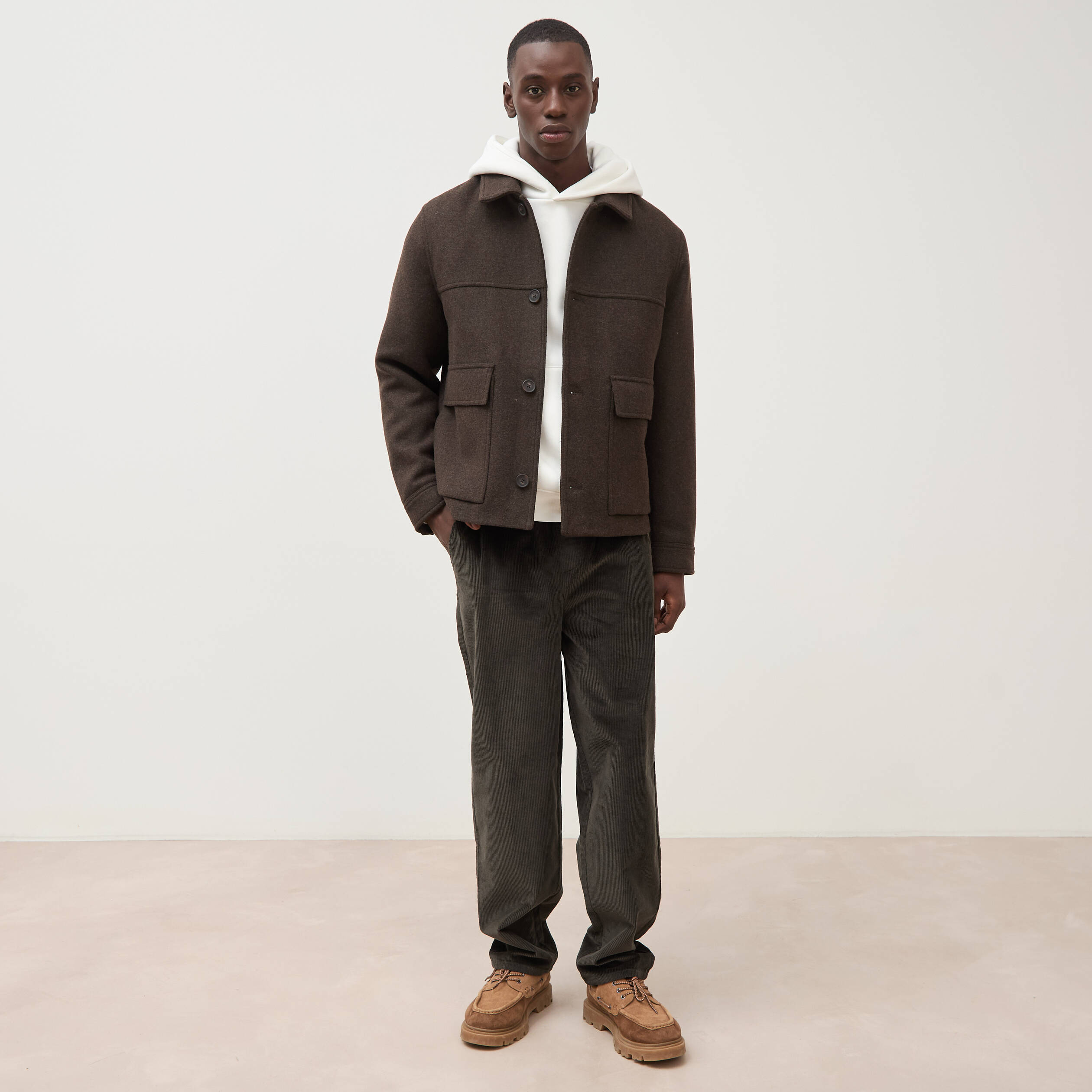Pantalon large en velours vert kaki homme
