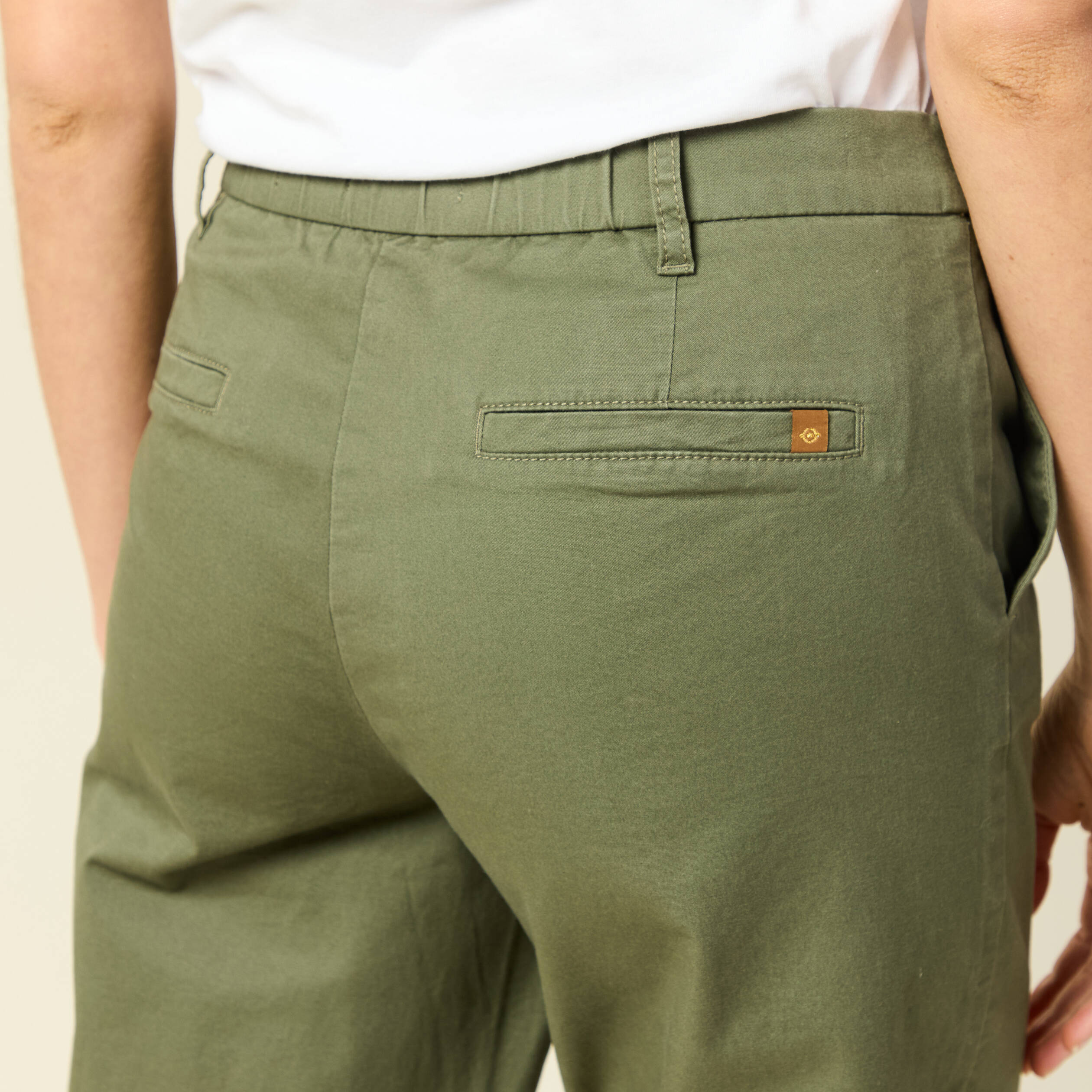Pantalon taille haute fluide vert kaki femme