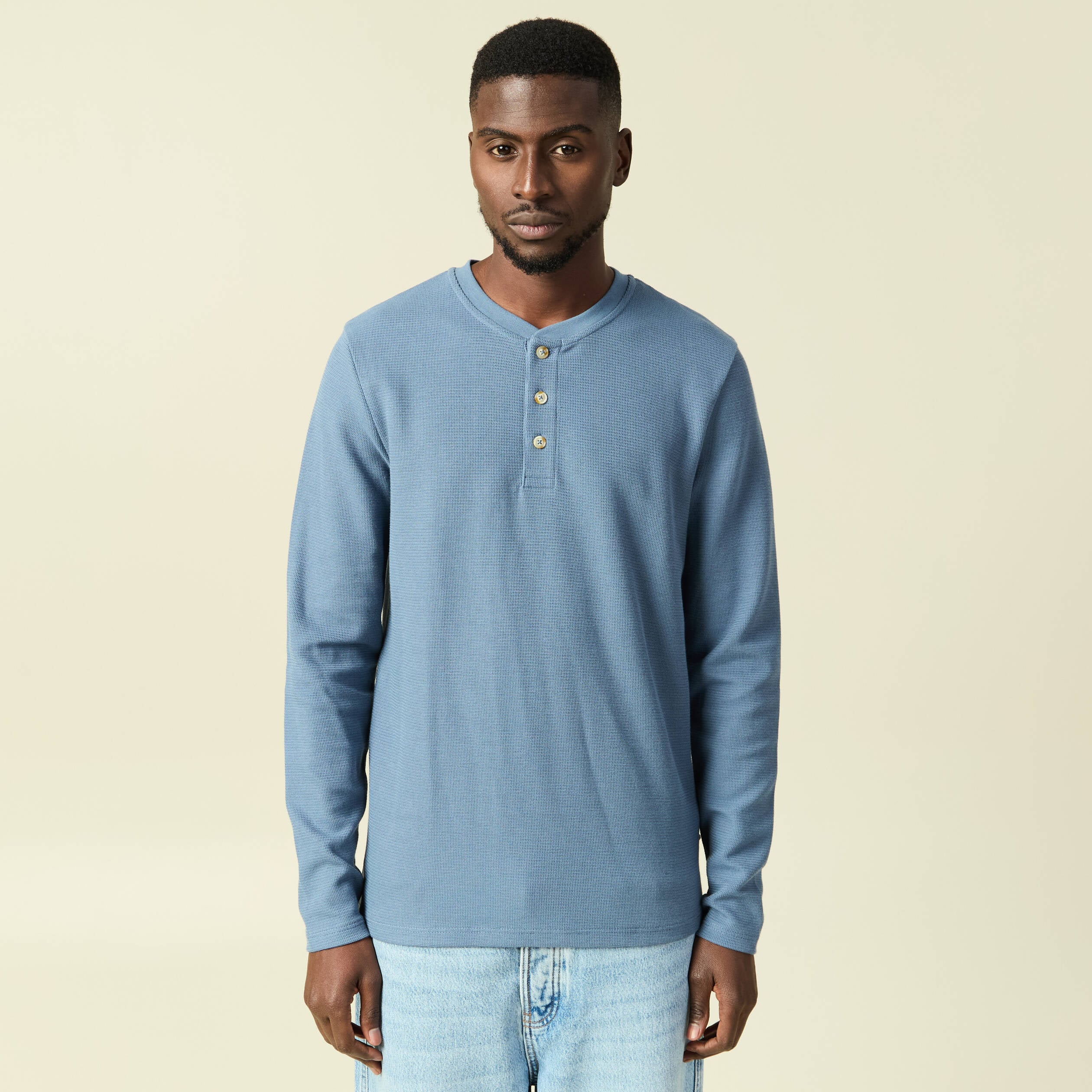 T-shirt manches longues bleu fonc&eacute; homme