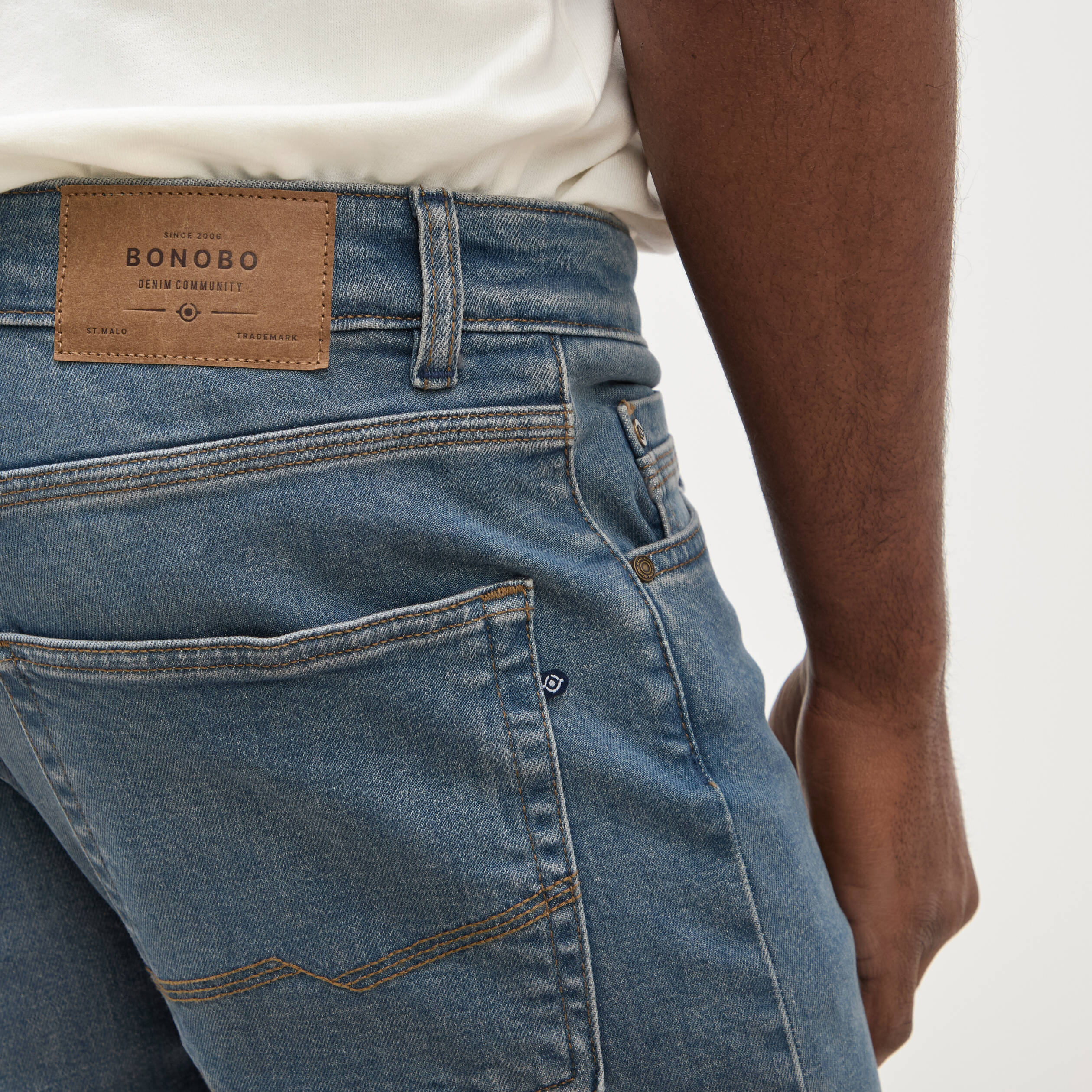 Jeans straight longueur 32 denim double stone homme