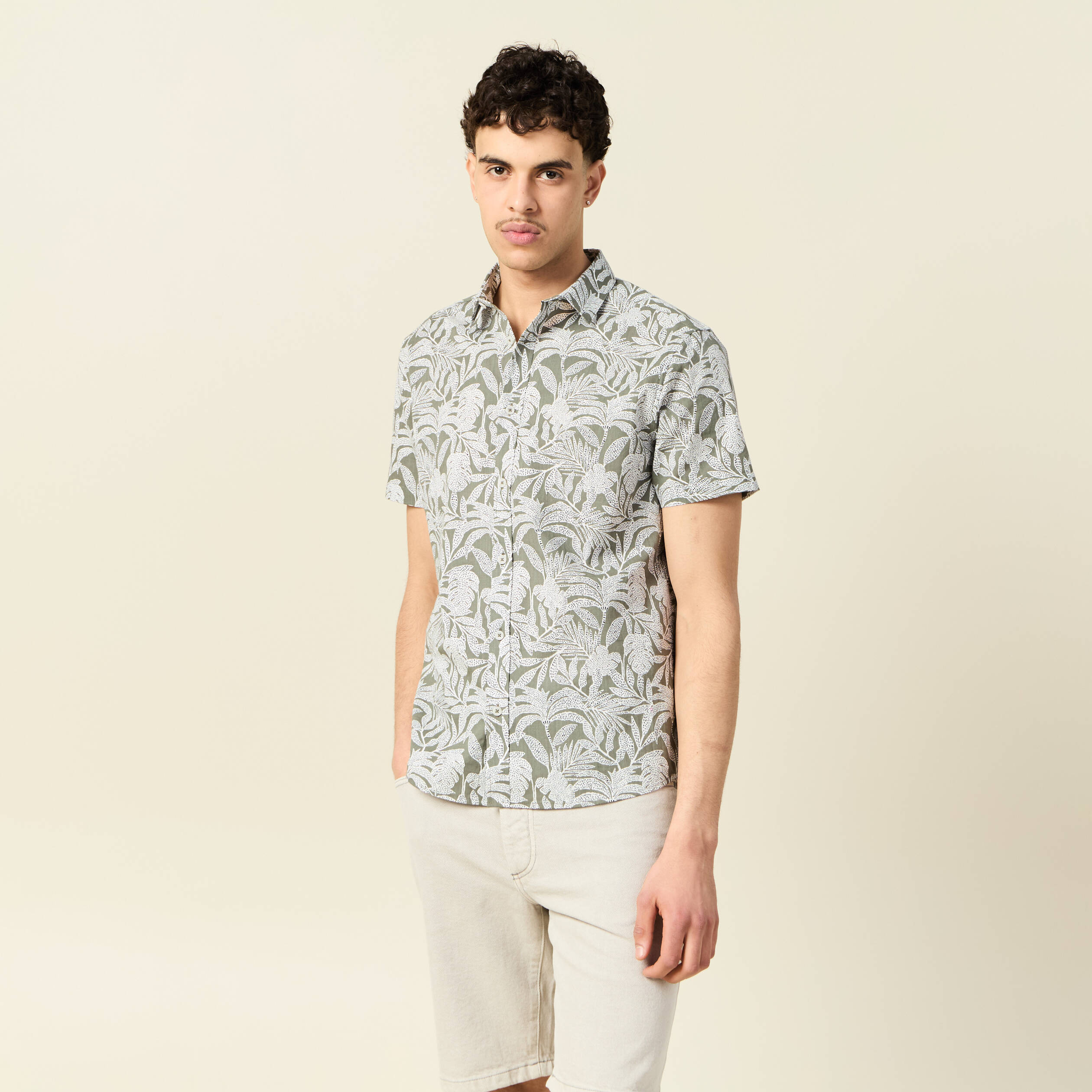 chemise manches courtes vert kaki homme Chemise manches courtes vert kaki homme