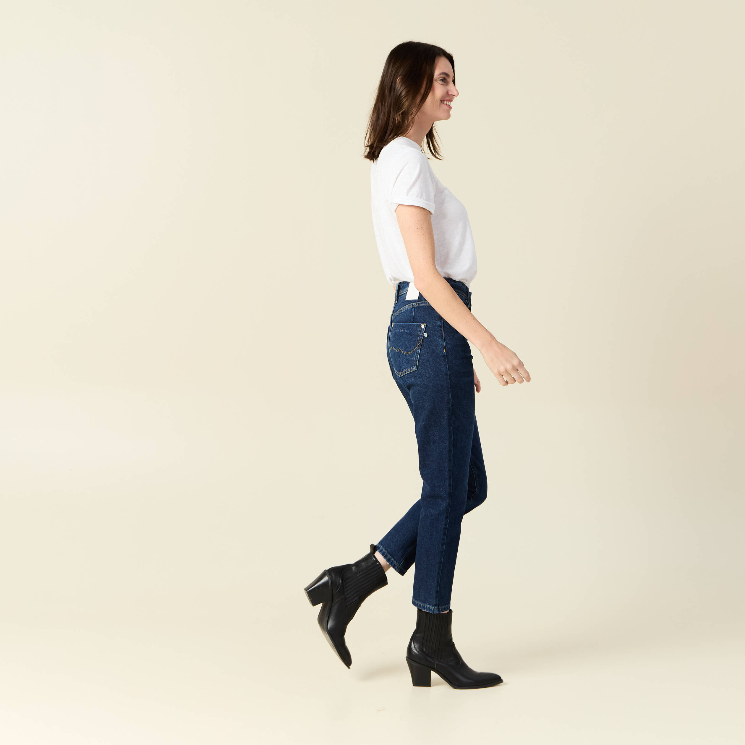 jeans mom slim denim brut femme Jeans mom slim denim brut femme