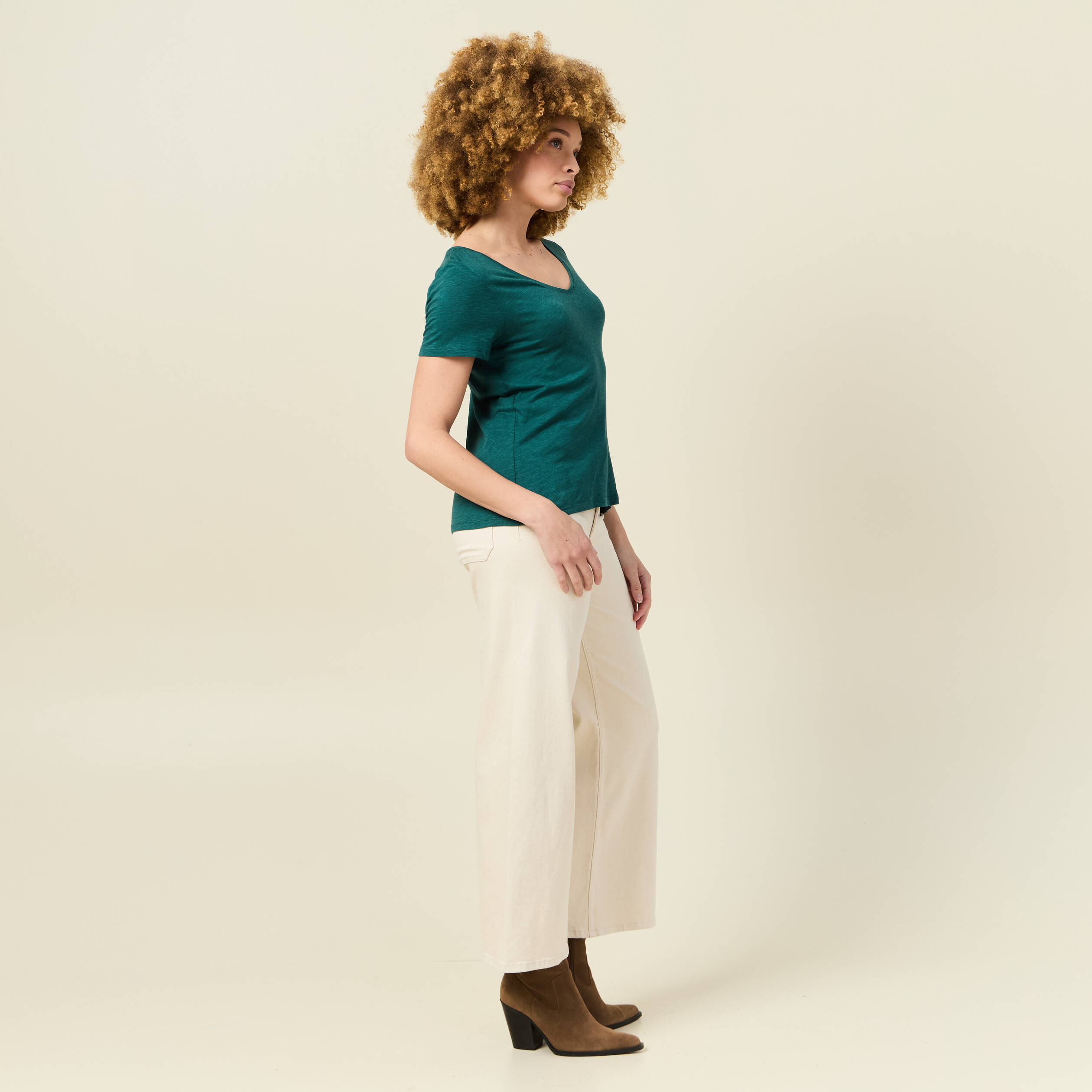 T-shirt vert uni col rond crop top à manches courtes avec lien à la taille ONLY - CCV Mode