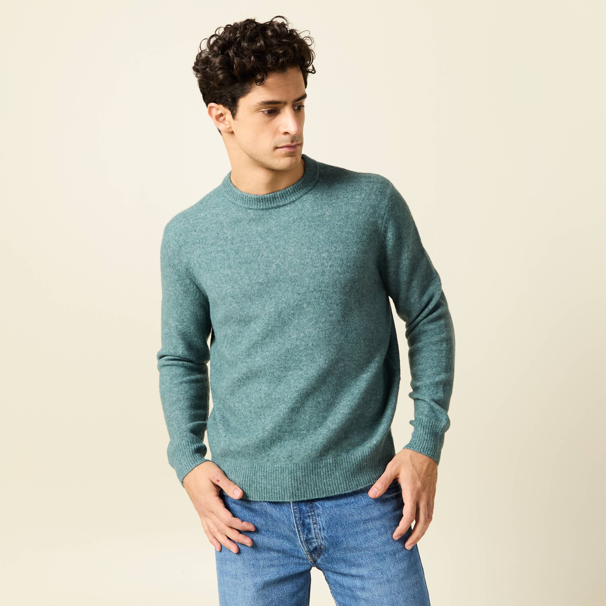 Pull manches longues col rond vert fonc&eacute; homme