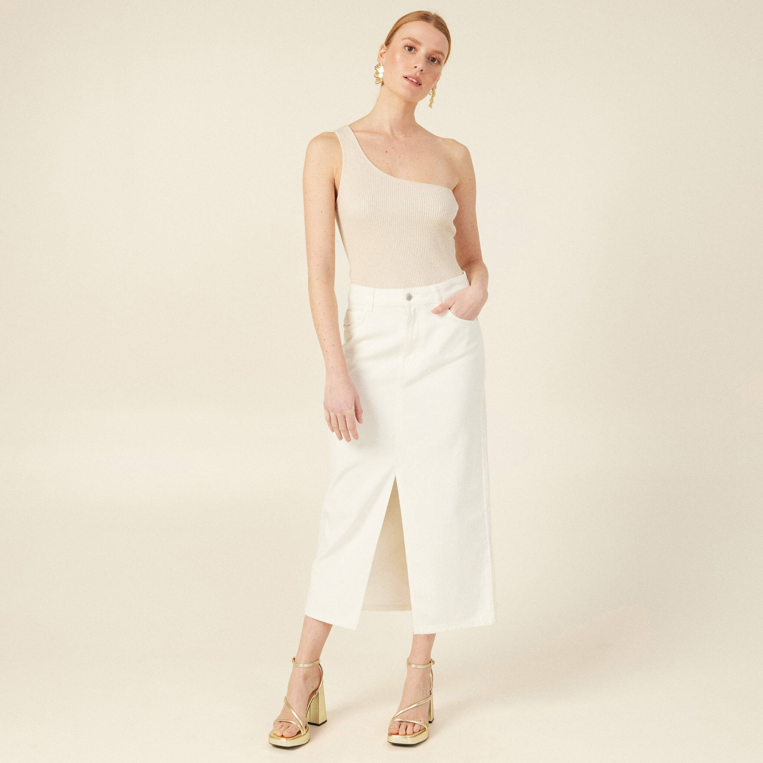 pull asymetrique creme femme Pull asymétrique creme femme