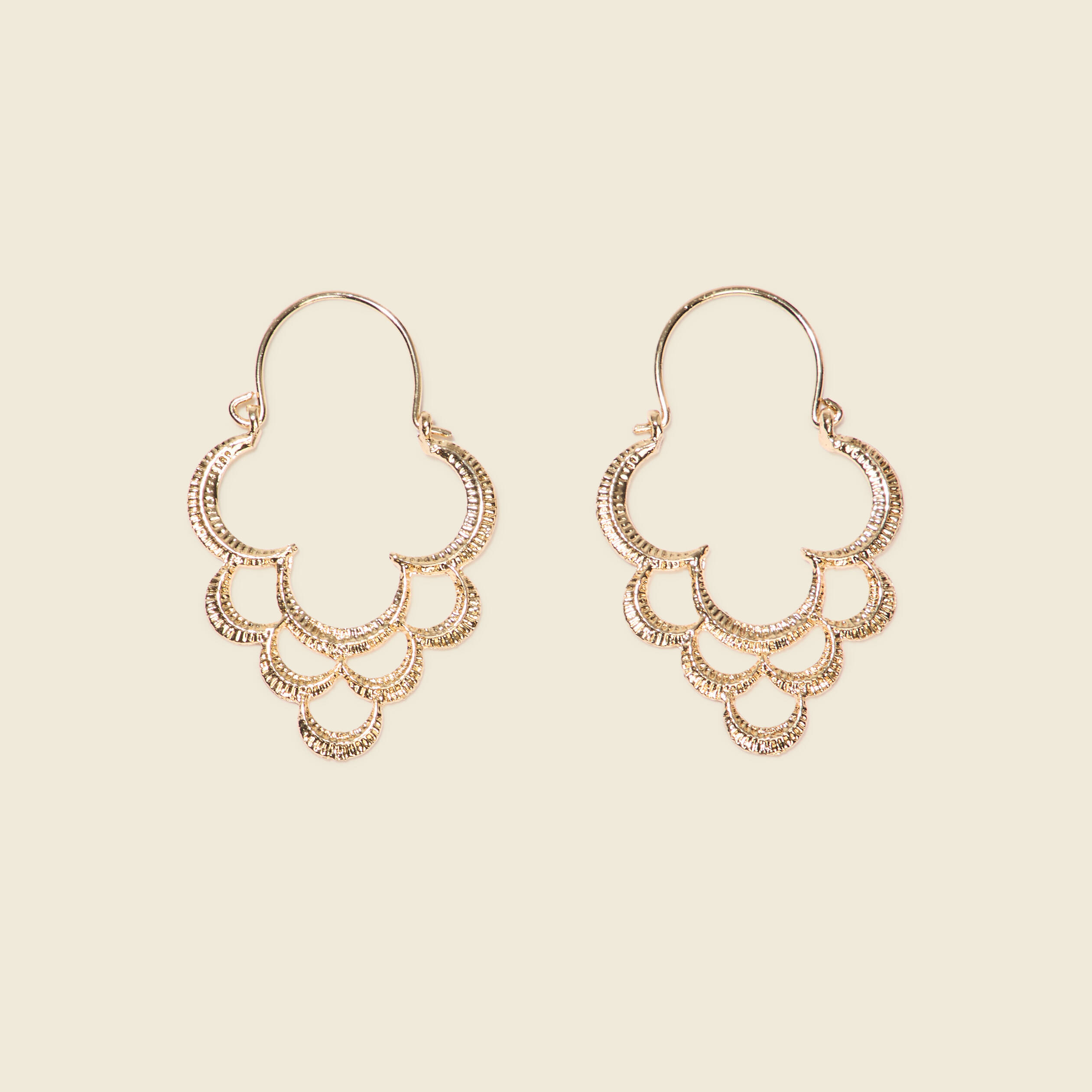 boucles doreilles pendantes couleur or femme Boucles d'oreilles pendantes couleur or femme