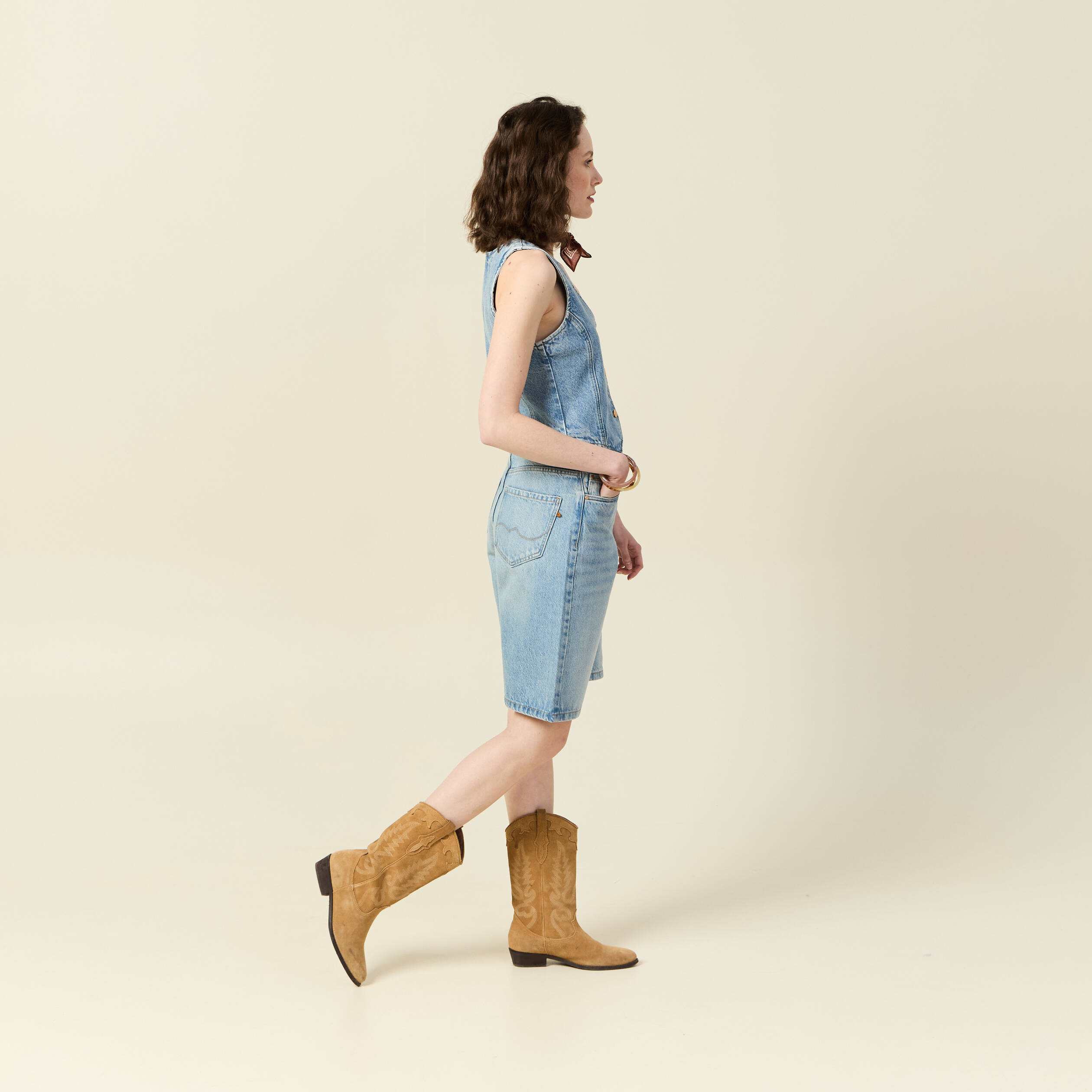 veston sans manches en jean denim used femme Veston sans manches en jean denim used femme