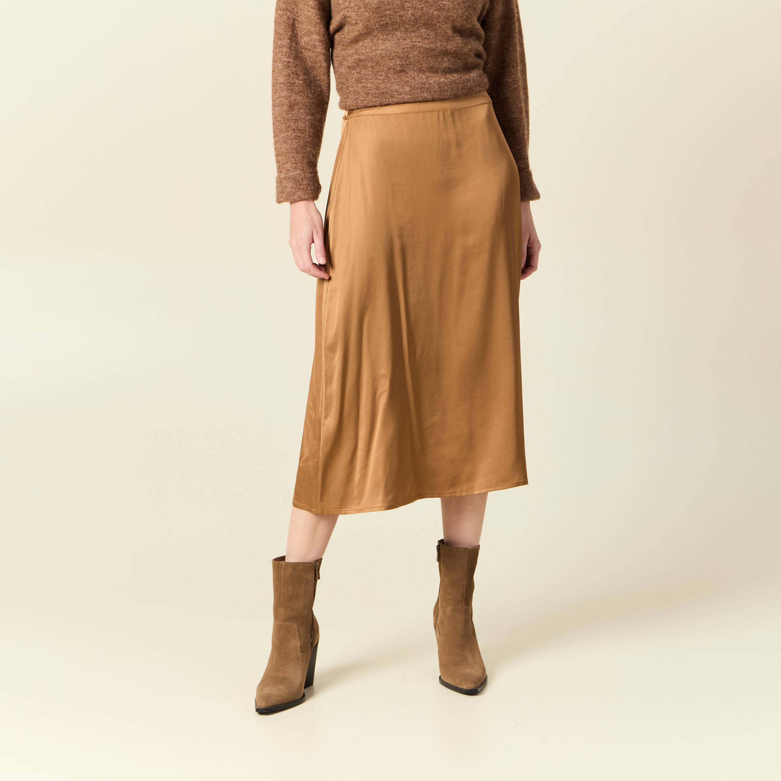 jupe midi droite satin marron clair femme Jupe midi droite satin marron clair femme
