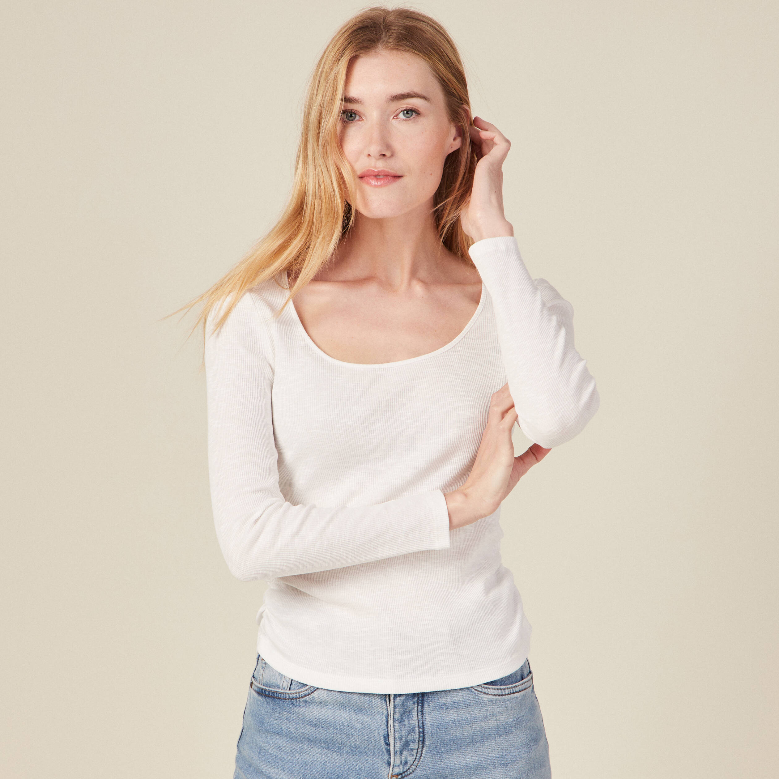 t shirt manches longues cotele ecru femme T-shirt manches longues côtelé ecru femme