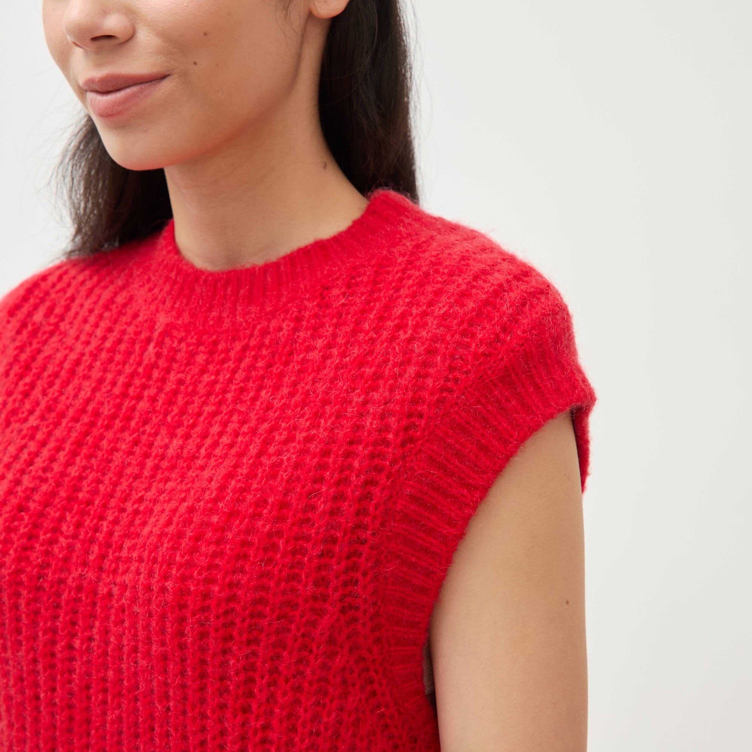 Pull droit sans manches col rond rouge femme