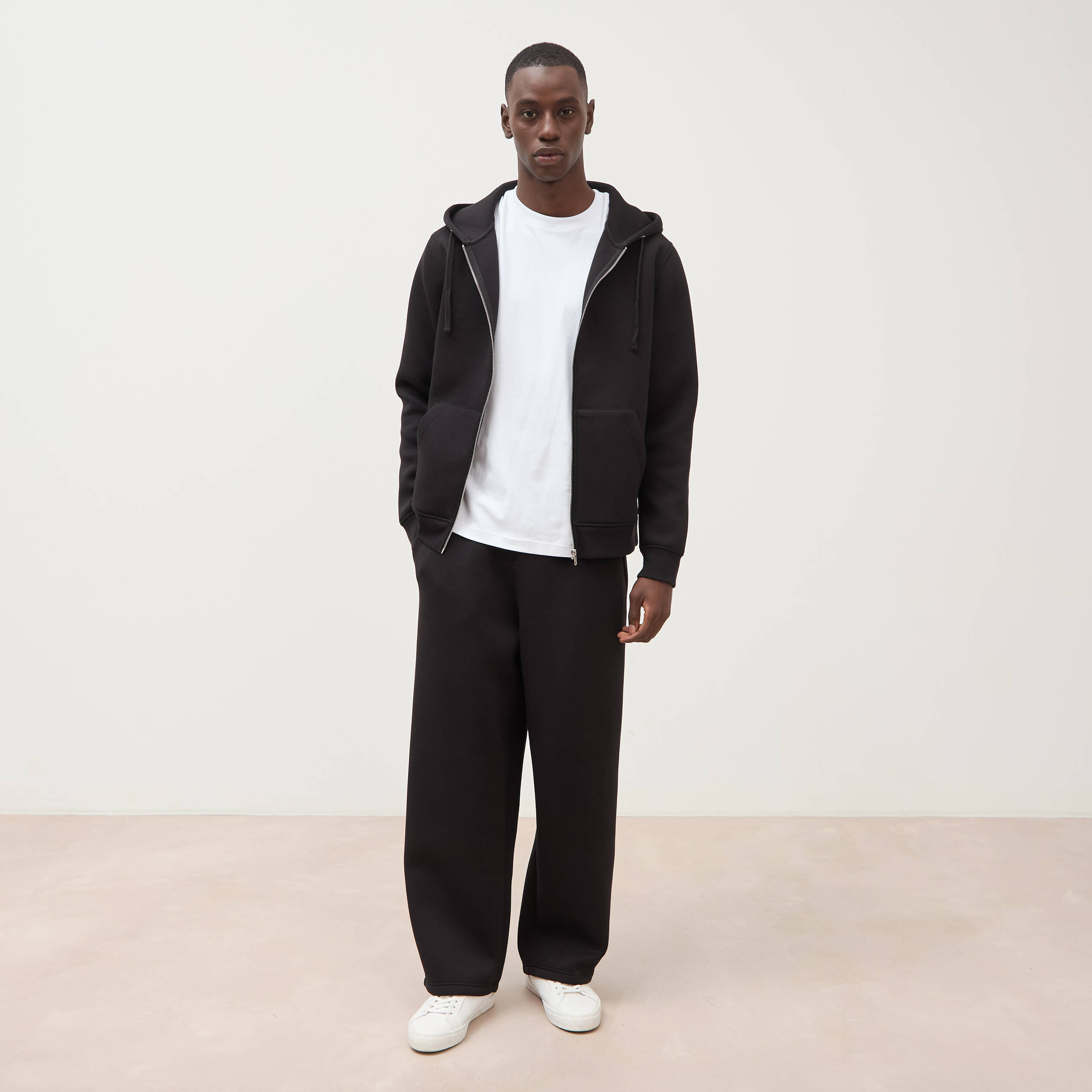 Pantalon coupe loose noir homme