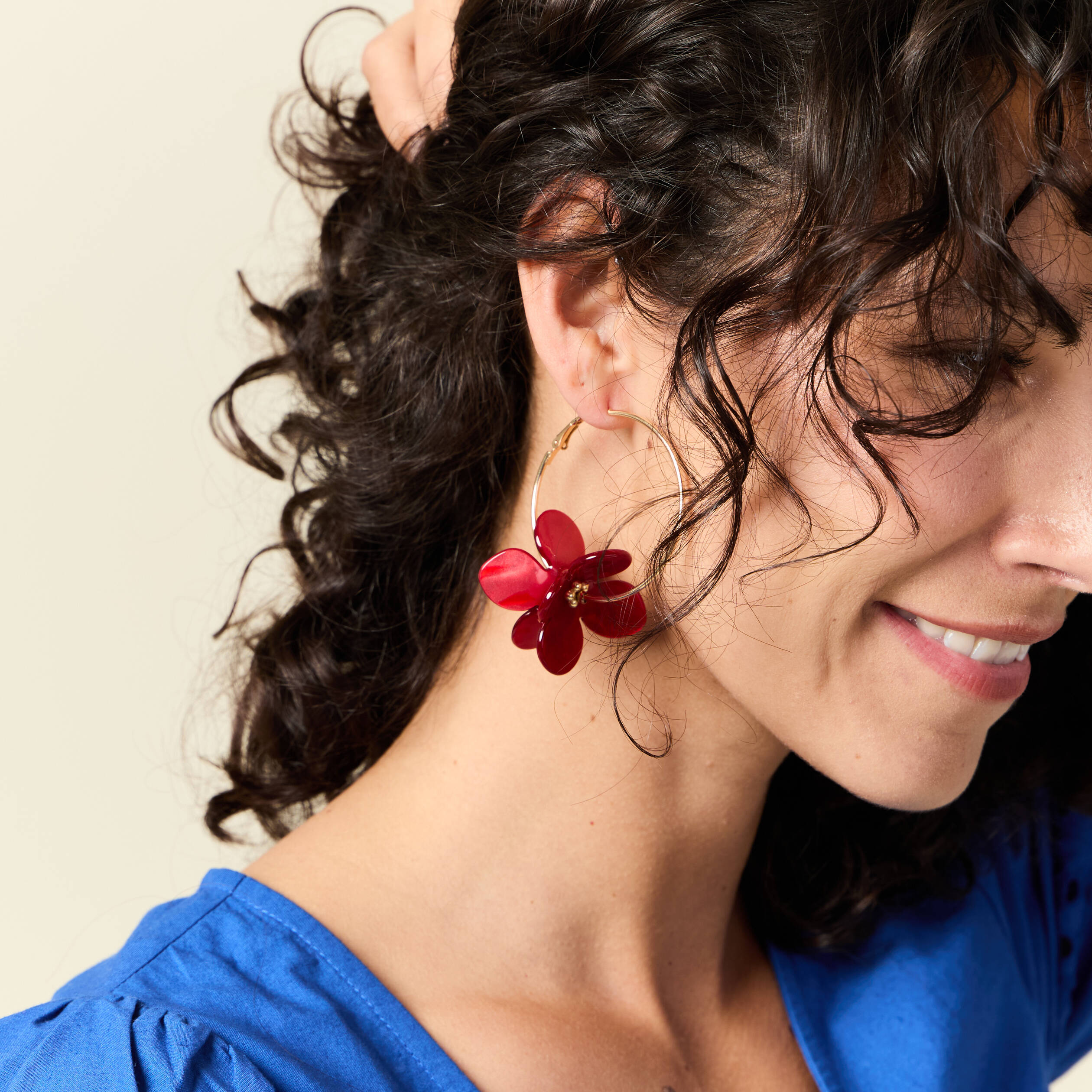 boucles doreilles creoles rouge femme Boucles d'oreilles créoles rouge femme