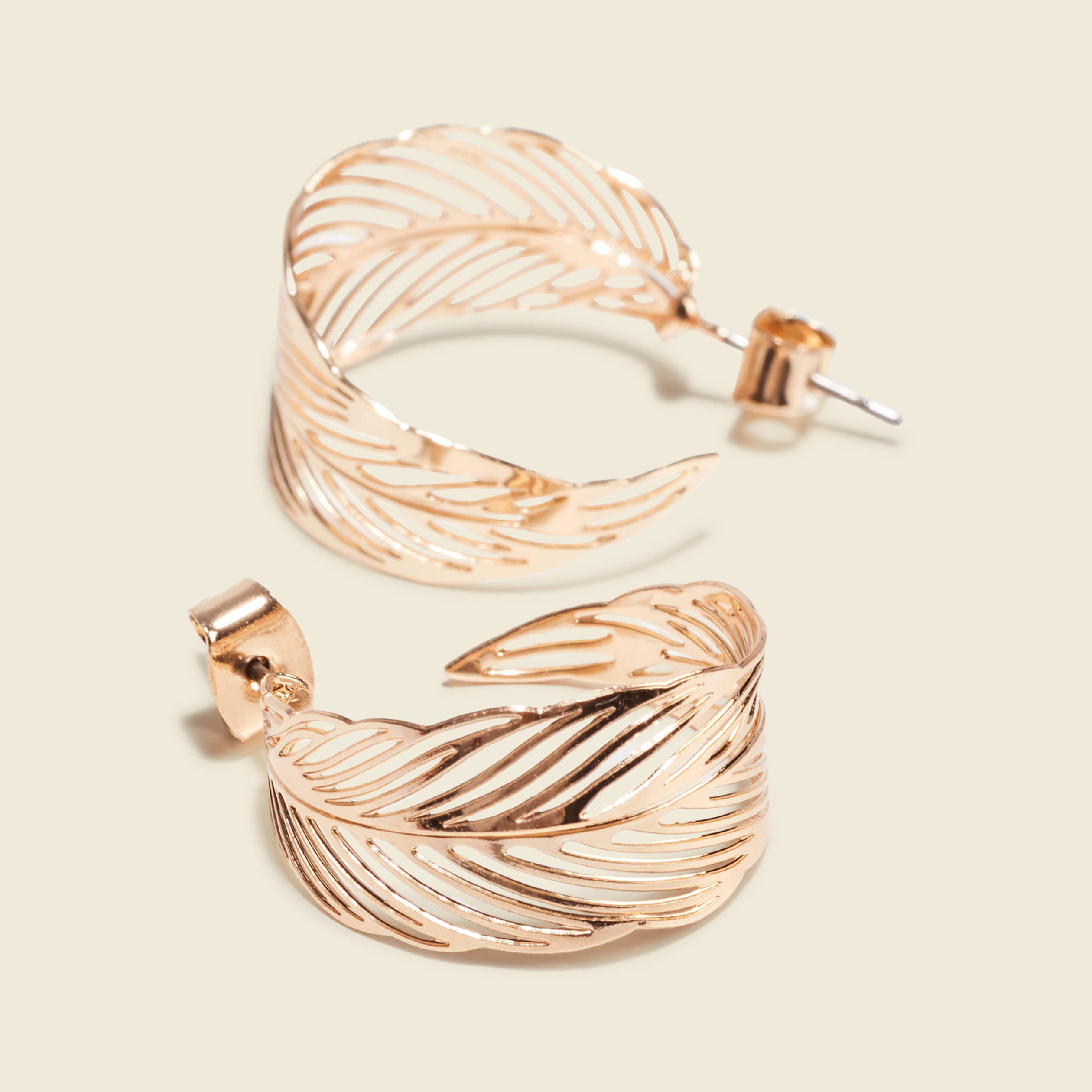 Boucles d'oreilles créoles couleur or femme