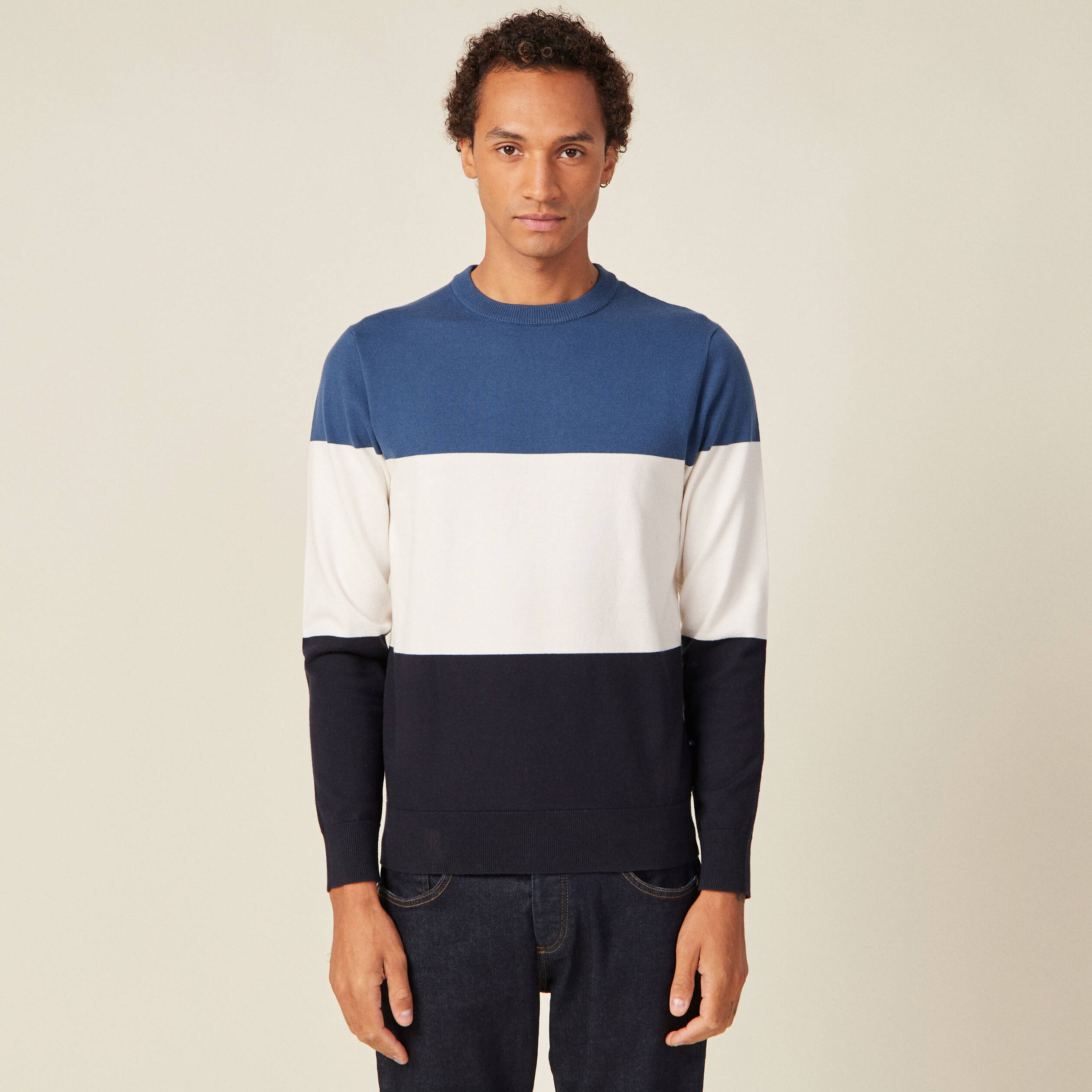 Pull manches longues col rond bleu fonc&eacute; homme