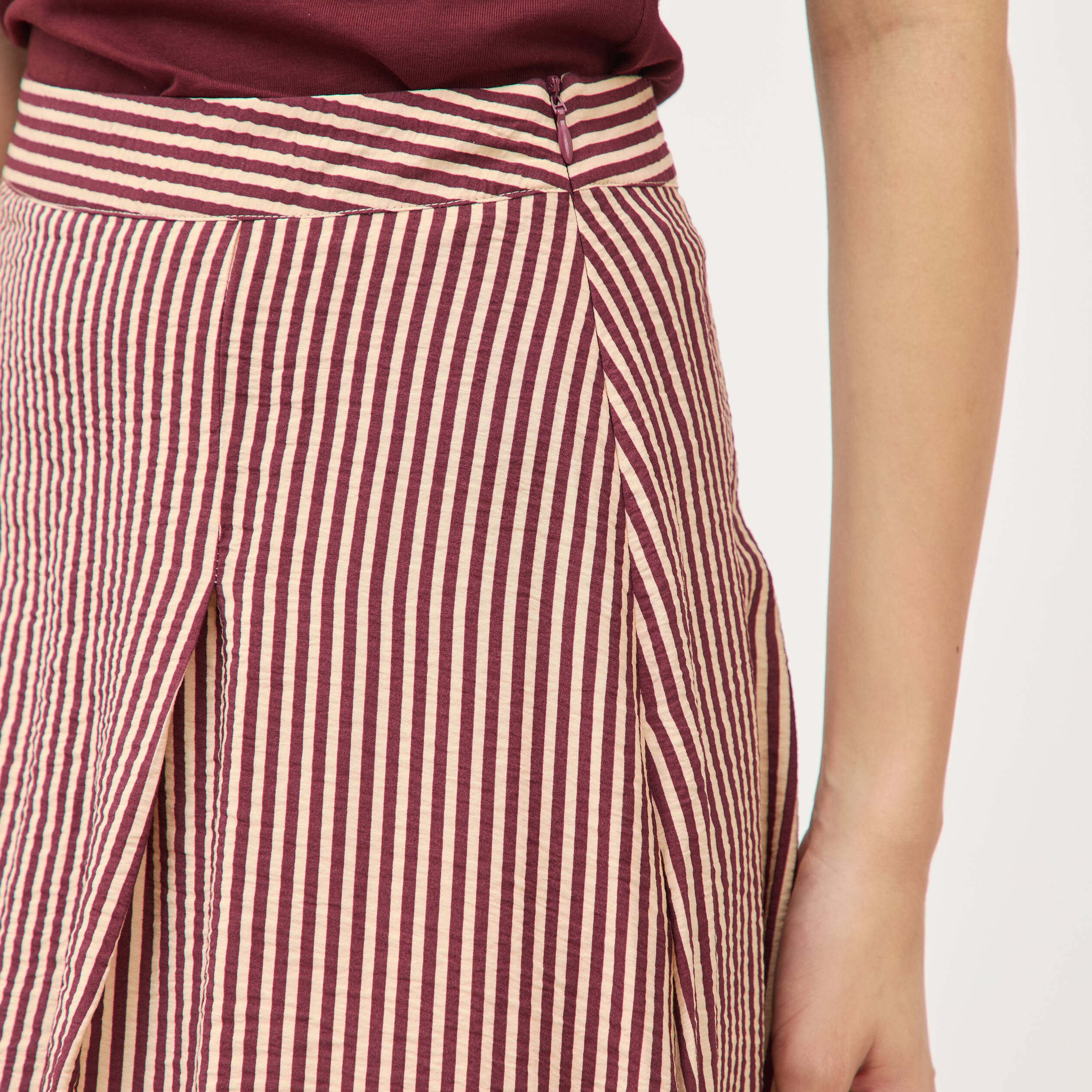 Jupe longue &eacute;vas&eacute;e fluide violet femme