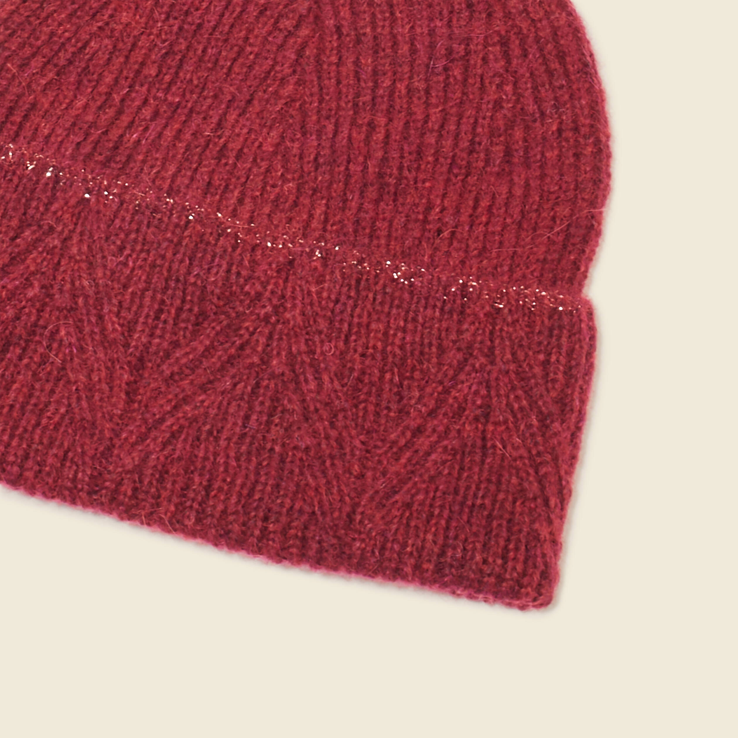 Bonnet fabriqu&eacute; en France rouge fonc&eacute; femme