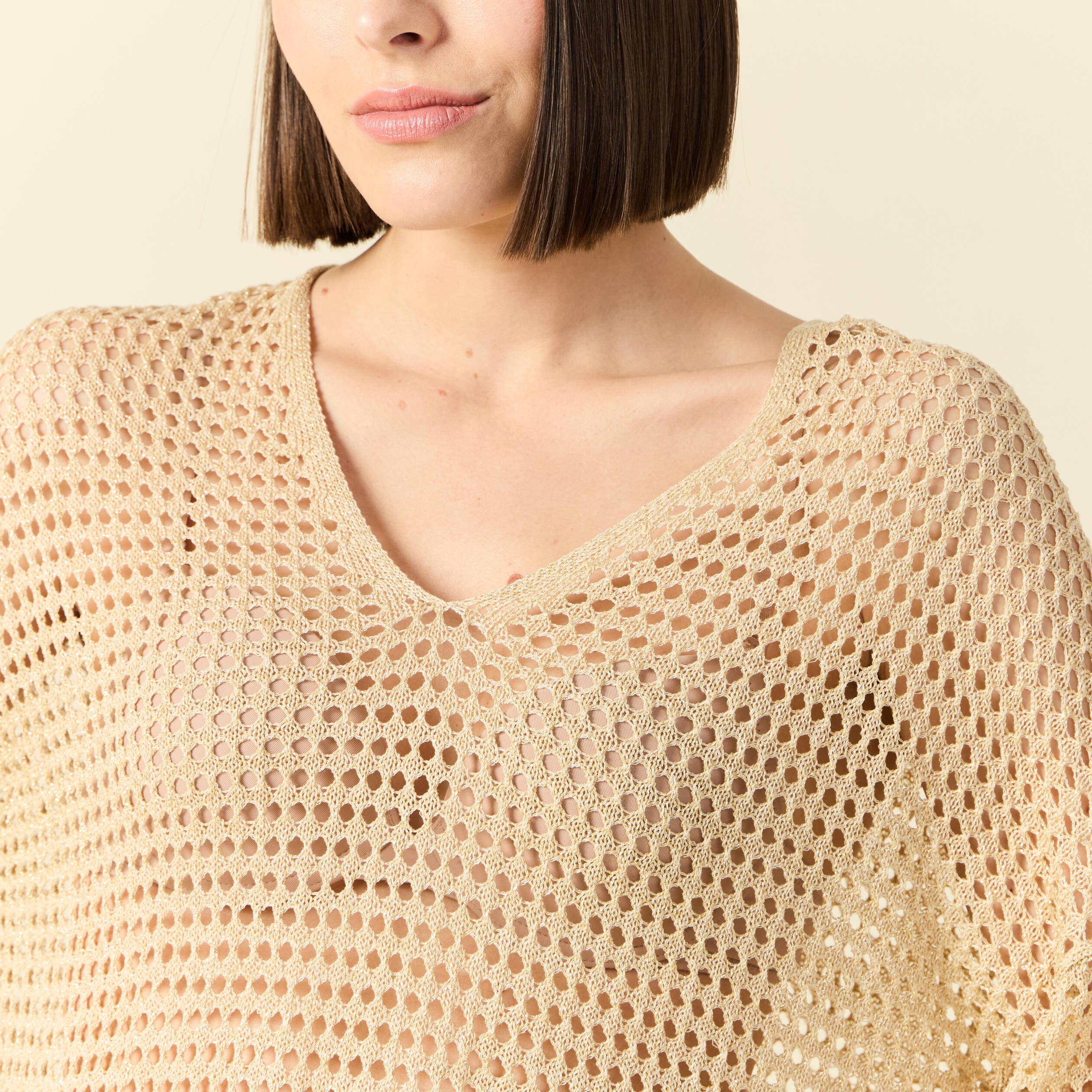 Pull manches courtes ajour&eacute; creme femme