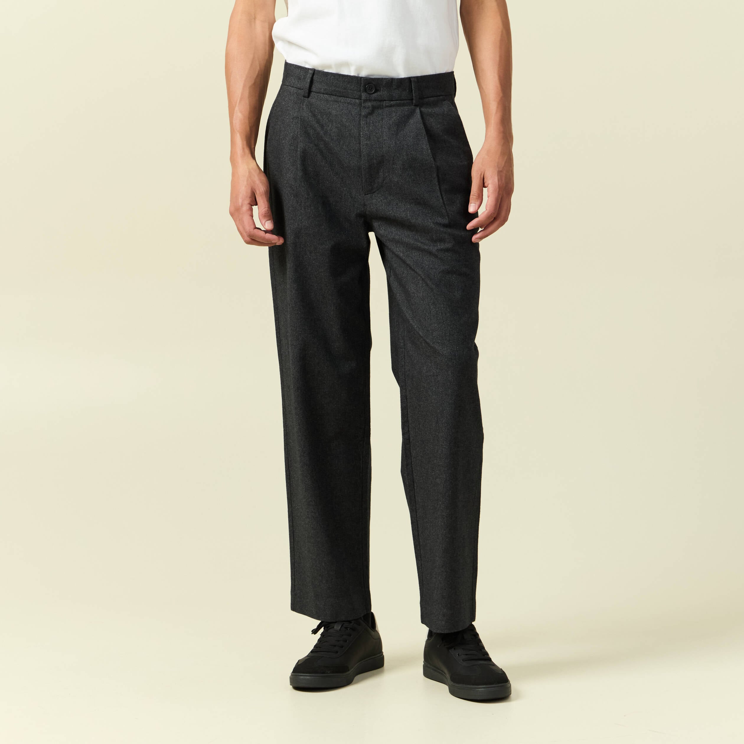 Pantalon chino large longueur 32 gris fonc&eacute; homme