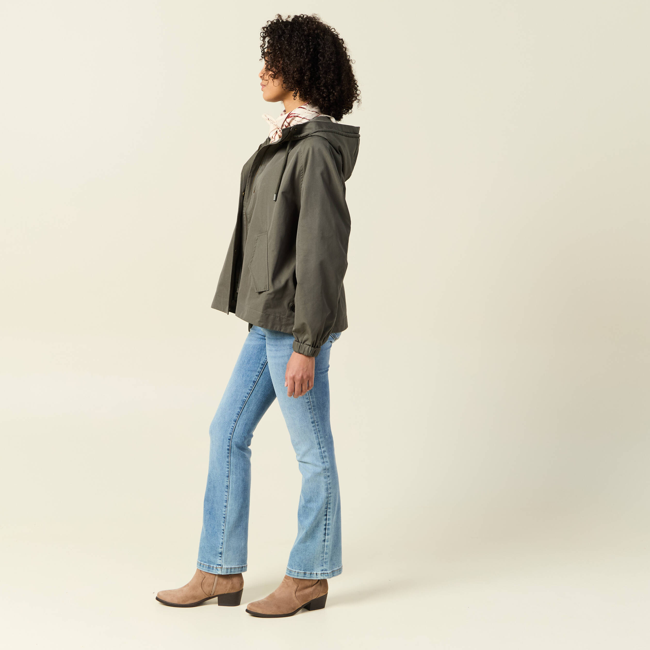 Parka oversize d&eacute;perlante &agrave; capuche vert kaki femme