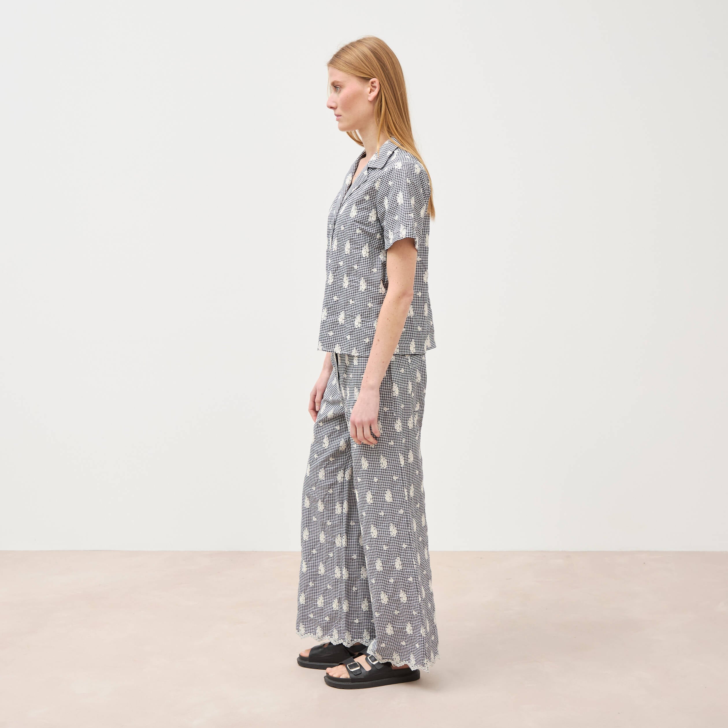Chemise en coton manches courtes noir femme