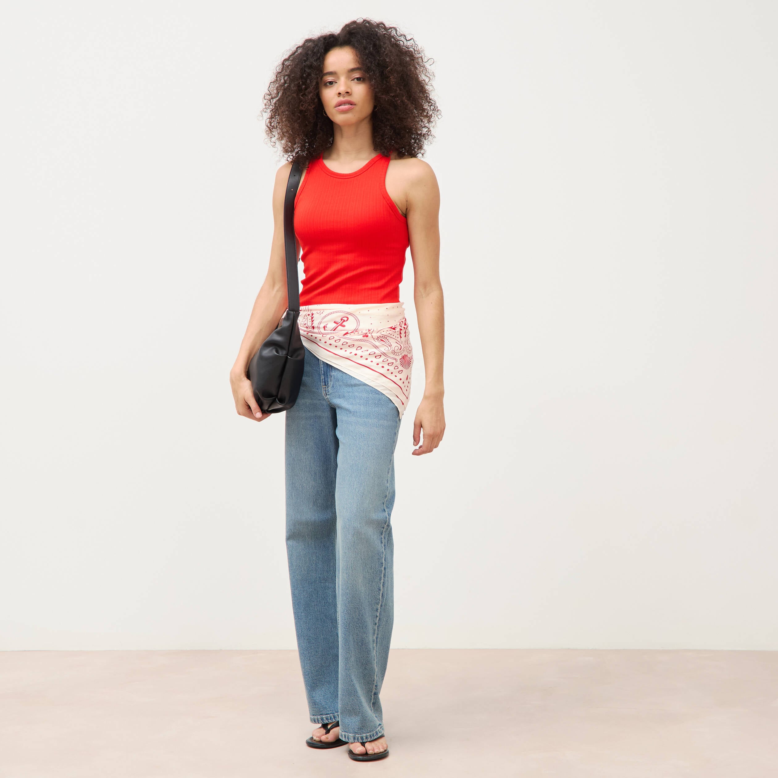D&eacute;bardeur 2 en 1 avec brassi&egrave;re int&eacute;gr&eacute;e rouge femme
