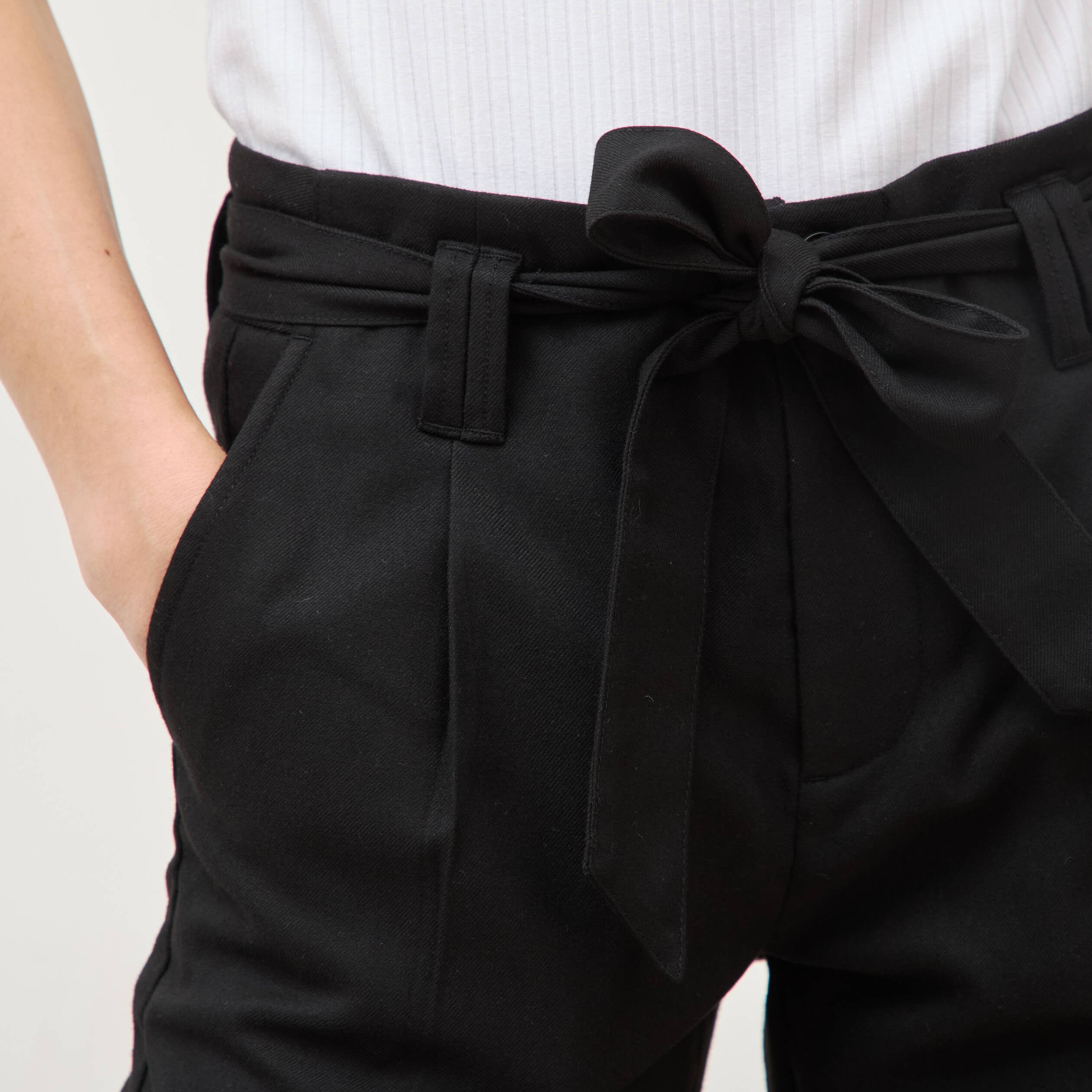 Pantalon paperbag noir femme