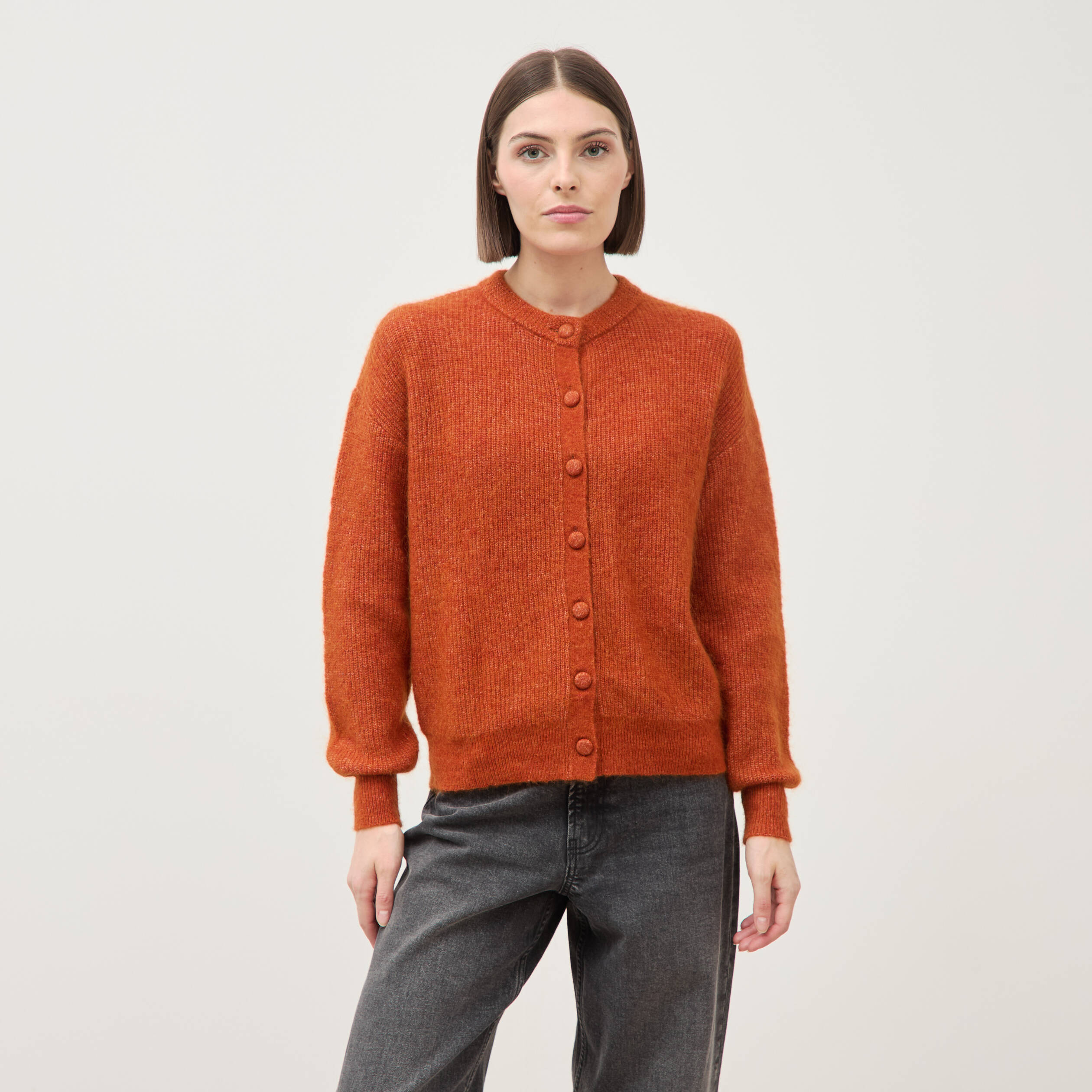 Gilet manches longues col rond marron cognac femme