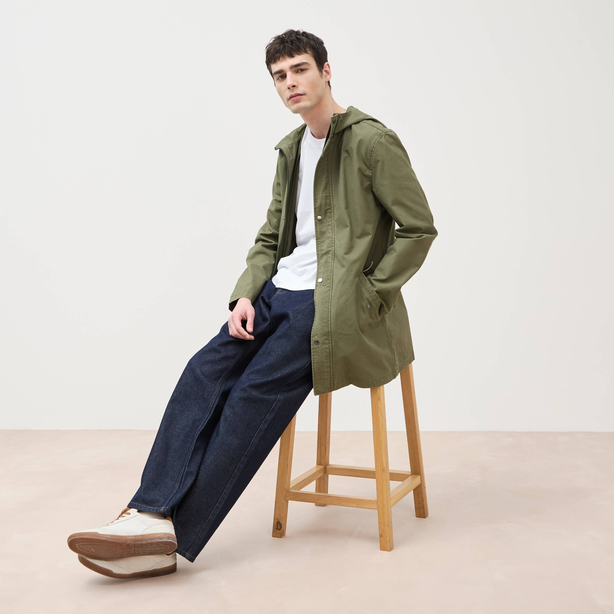 Parka droite mi-longue &agrave; capuche vert kaki homme