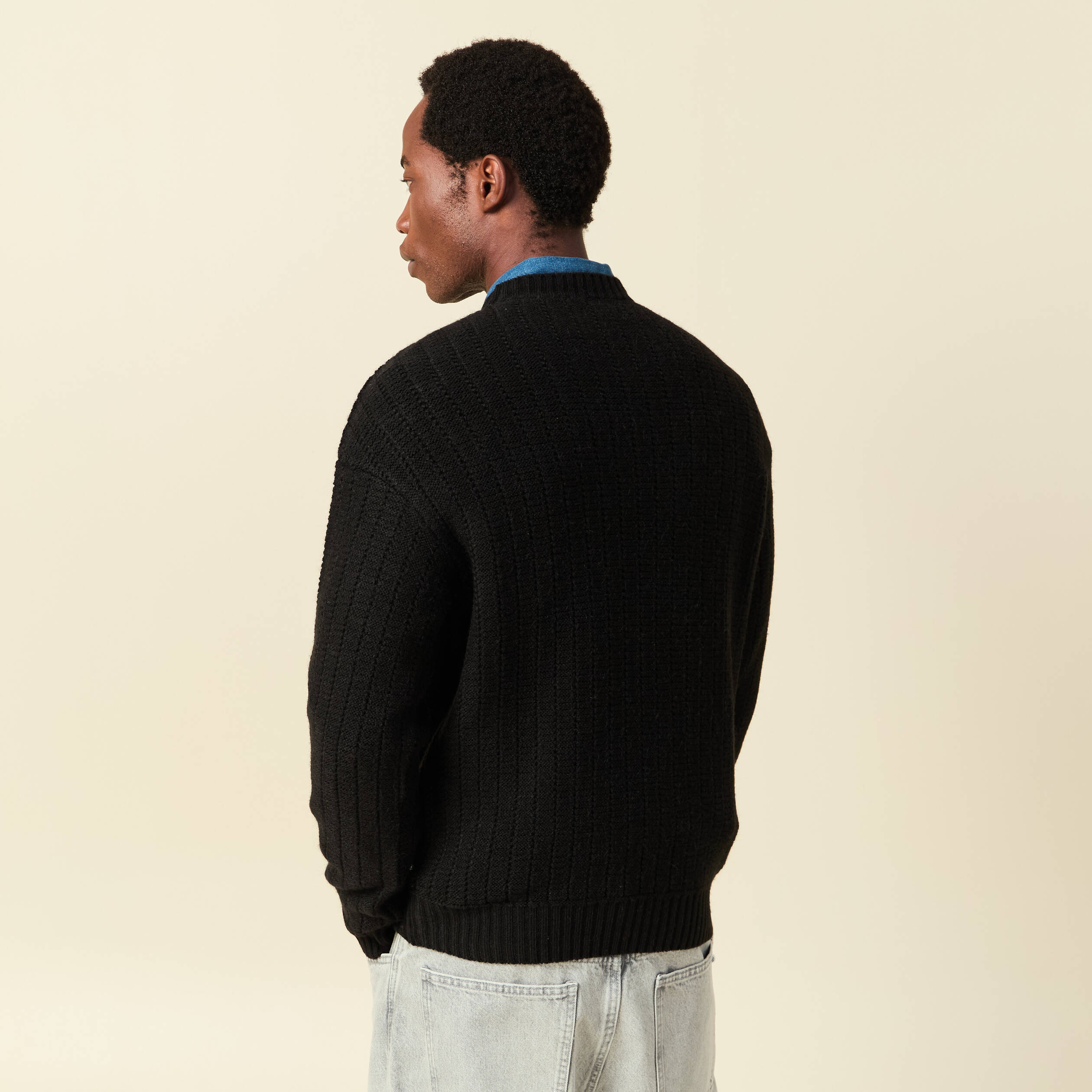 Pull manches longues col rond noir homme