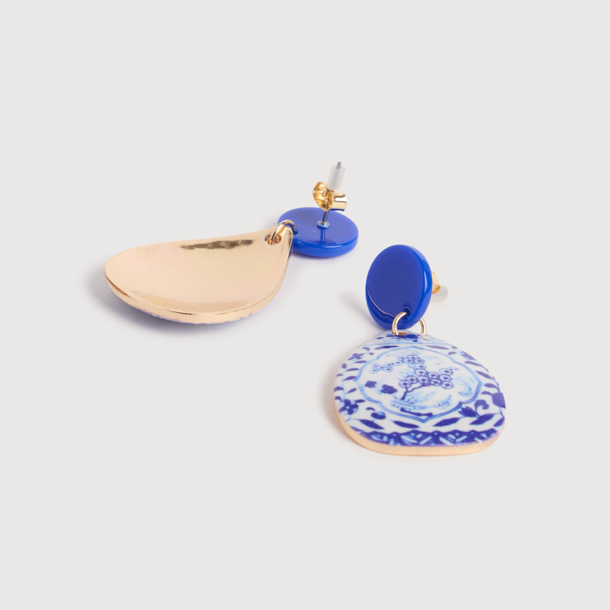 Boucles d'oreilles bleu electrique femme
