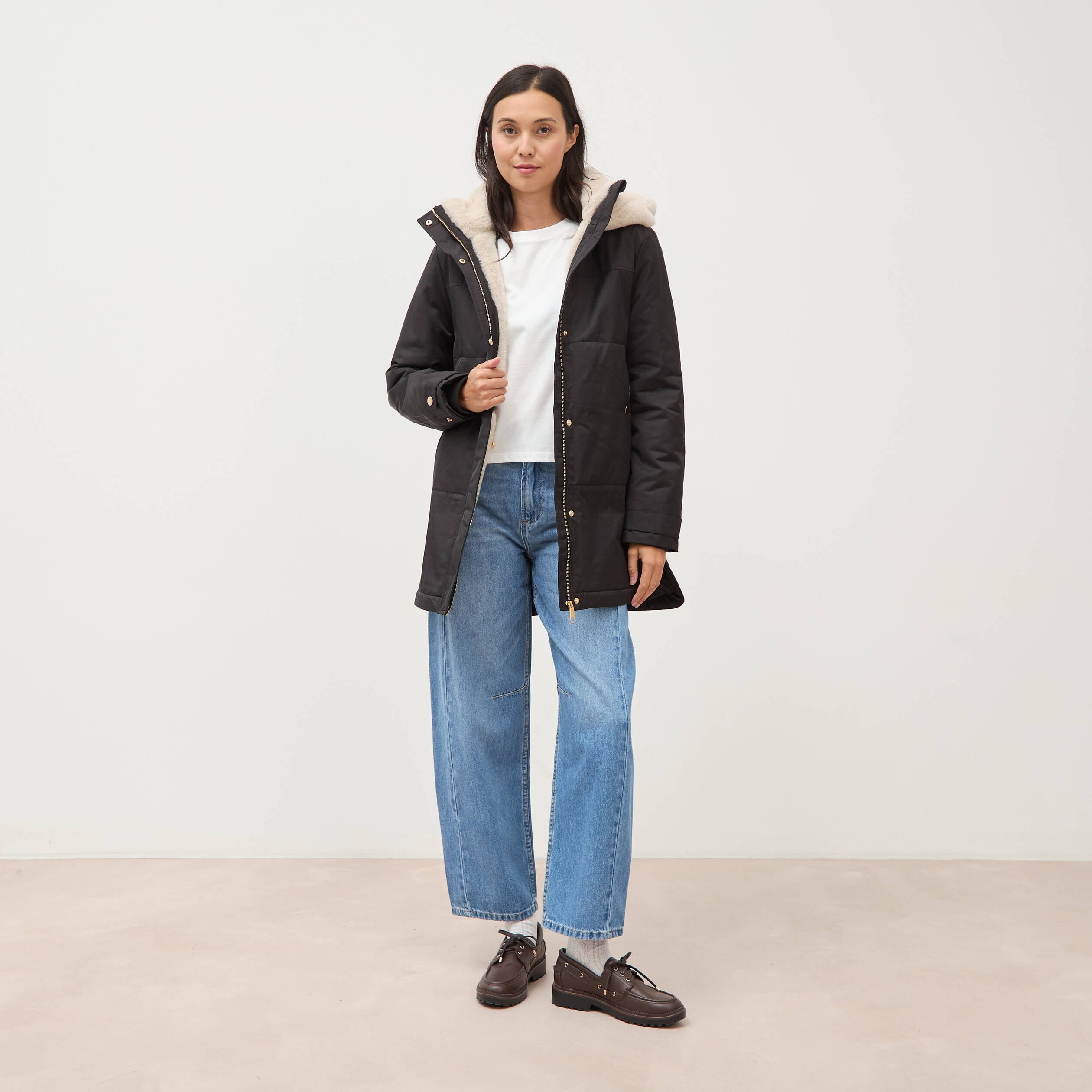 Parka droite &agrave; capuche noir femme