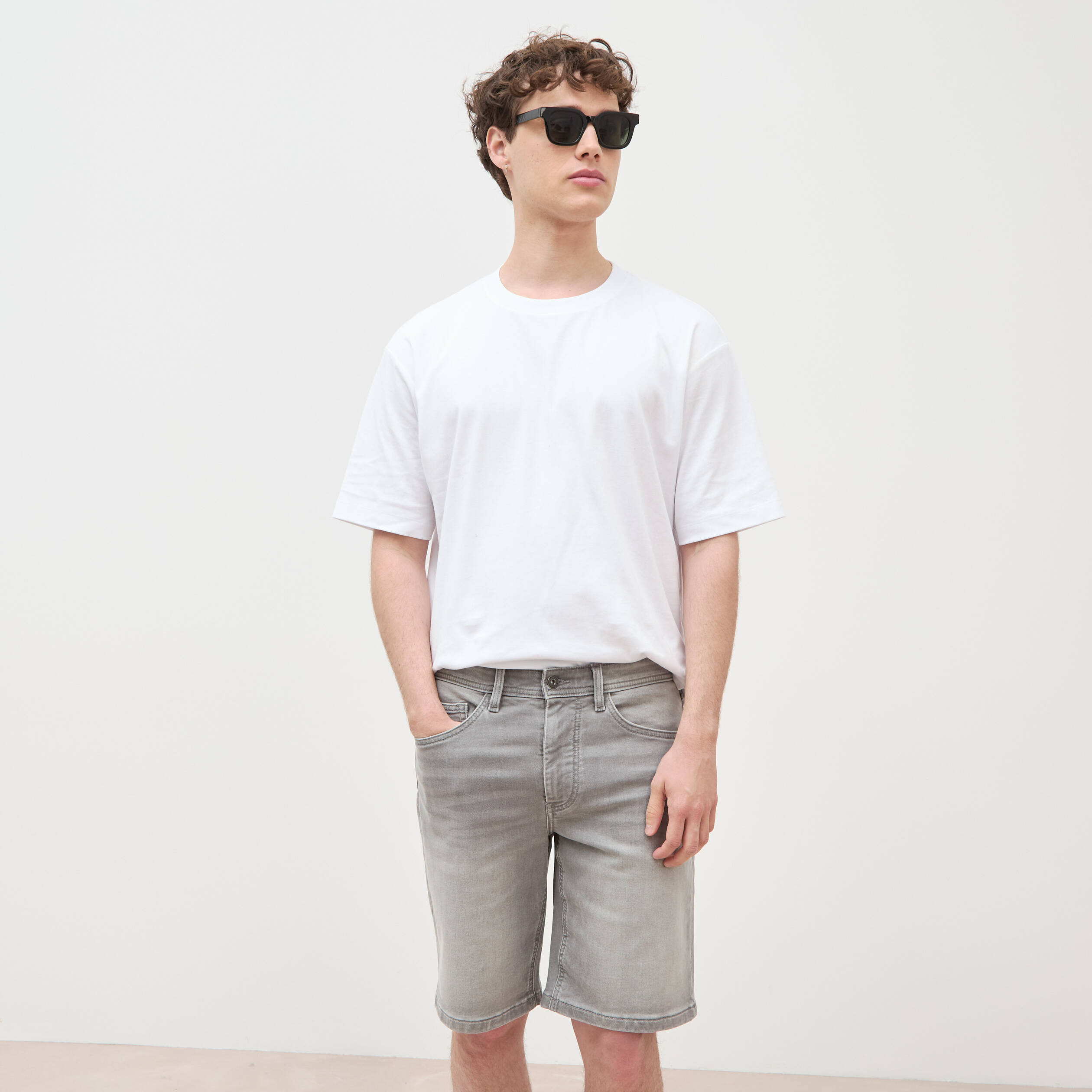 Bermuda en jeans denim gris homme