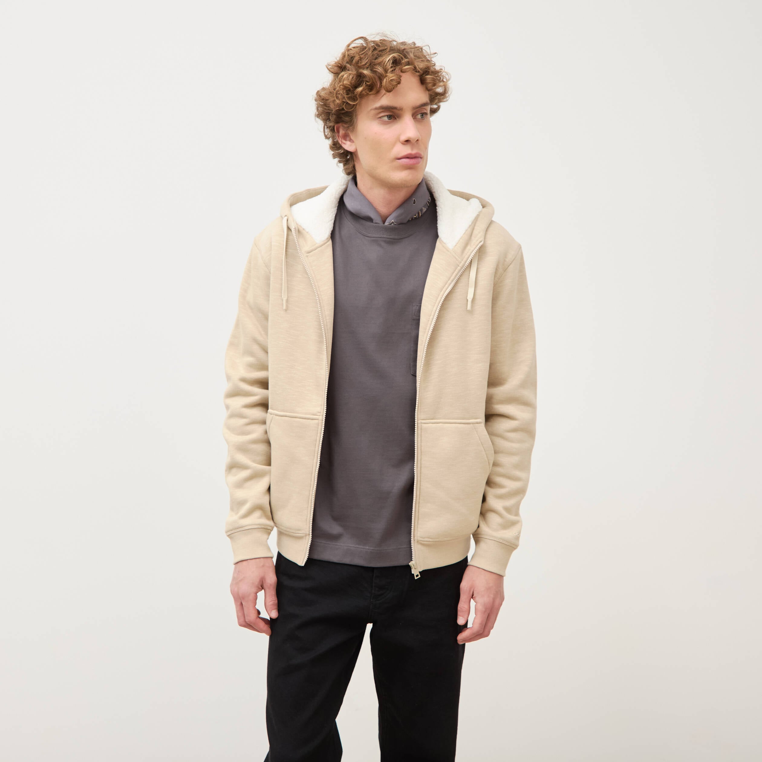 Sweat manches longues zipp&eacute; beige homme