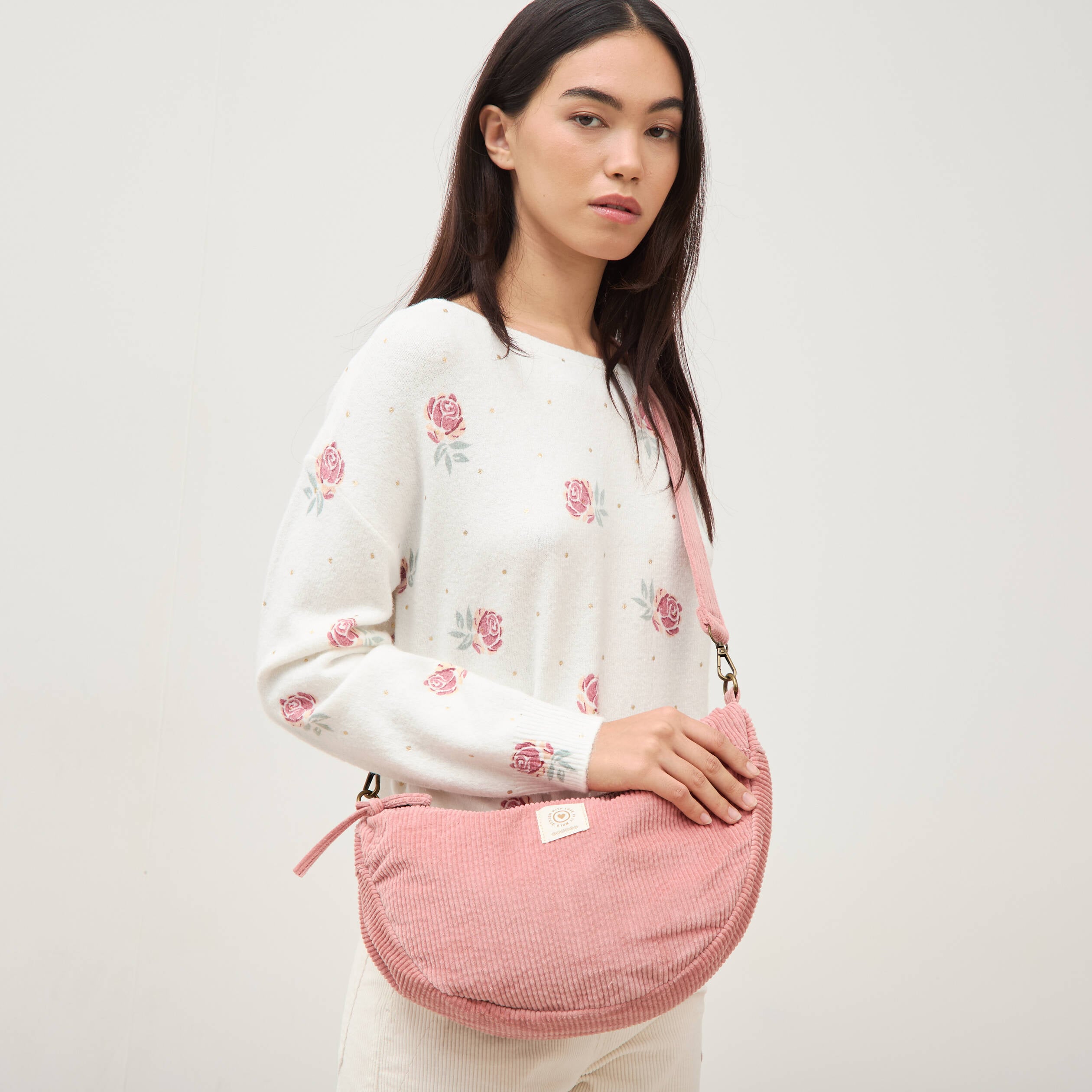 Sac bandouli&egrave;re en velours doubl&eacute; vieux rose femme
