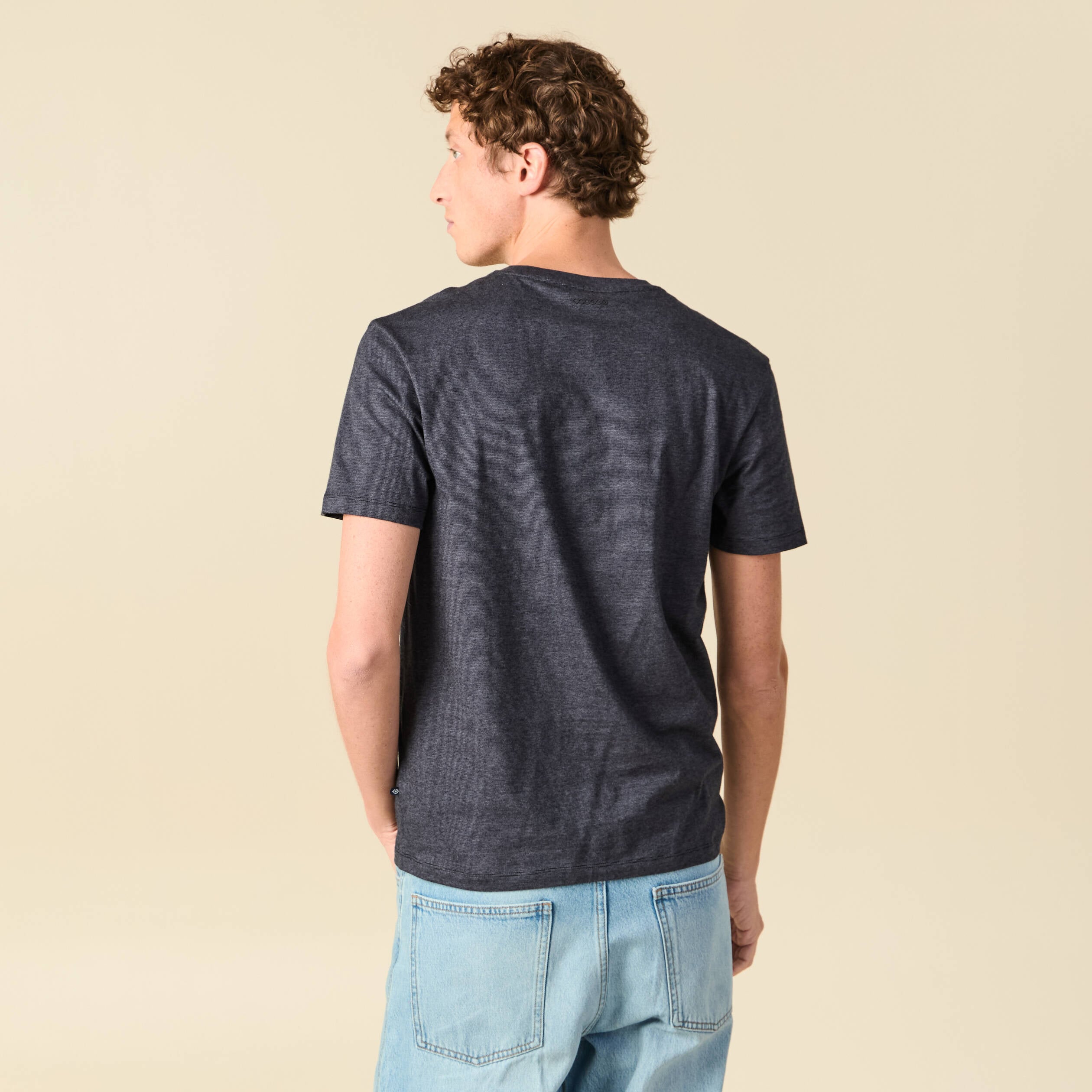 T-shirt manches courtes homme bleu fonc&eacute; homme