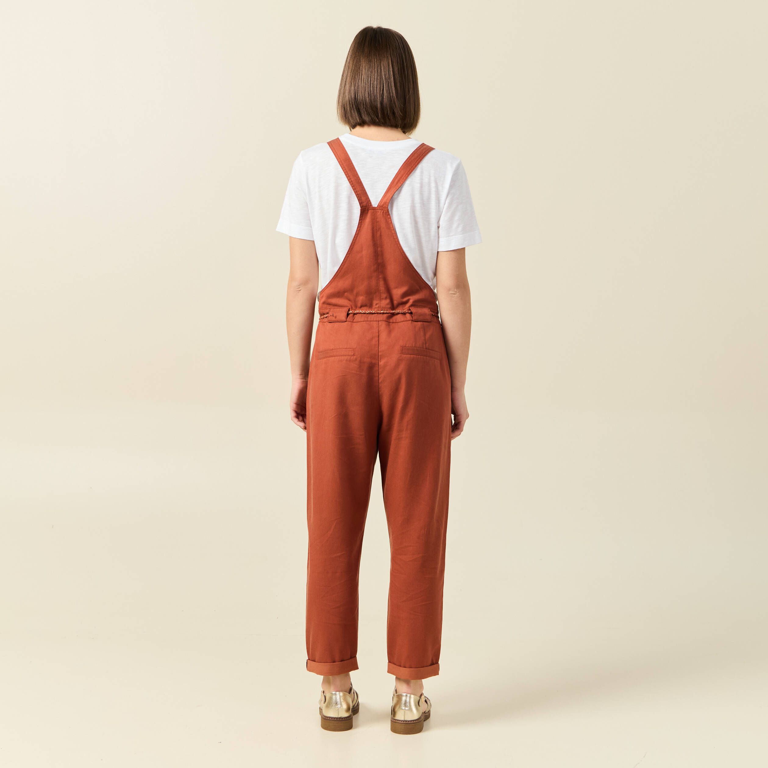 Salopette fluide boutonn&eacute;e rouge fonc&eacute; femme
