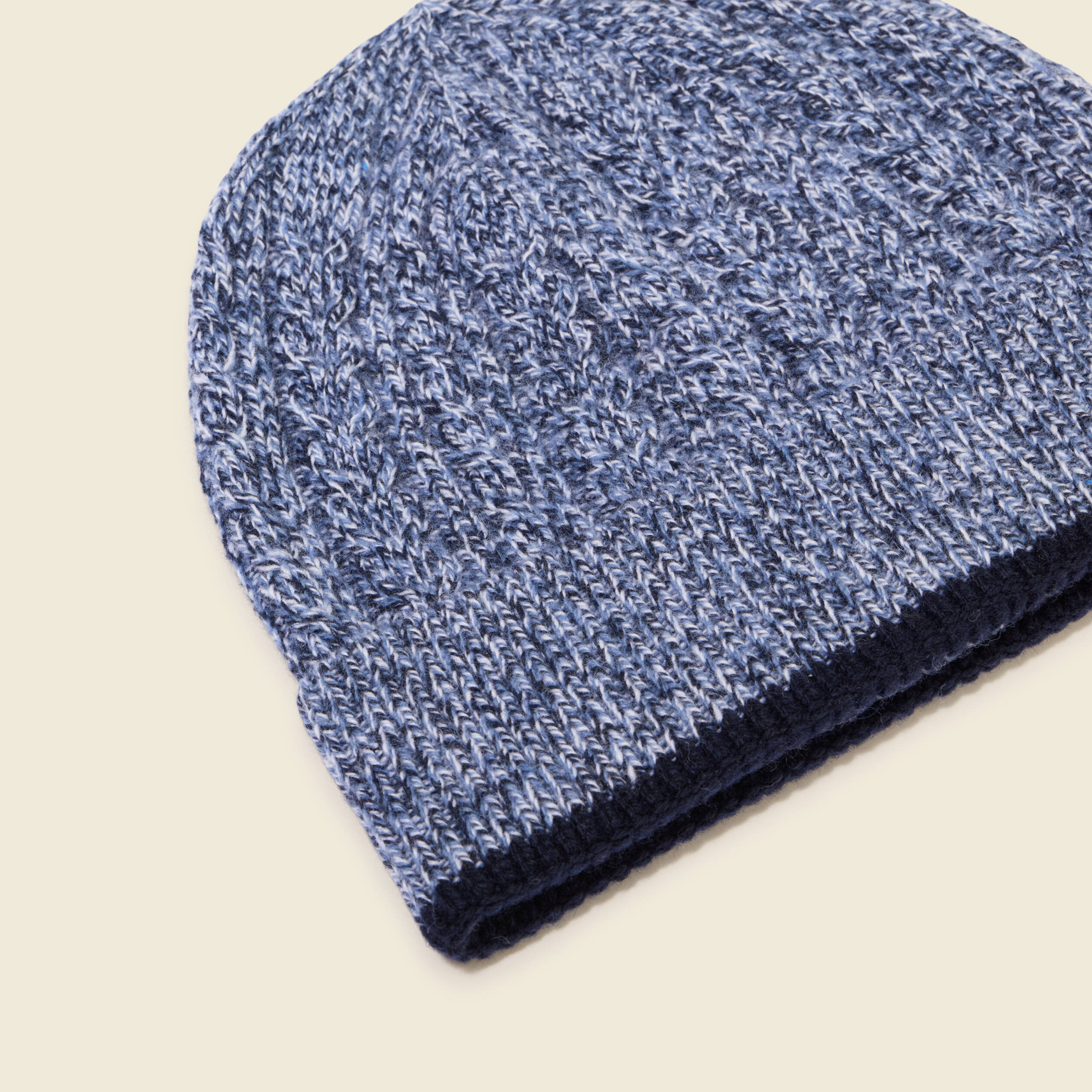 Bonnet fabriqu&eacute; en France bleu fonc&eacute; homme